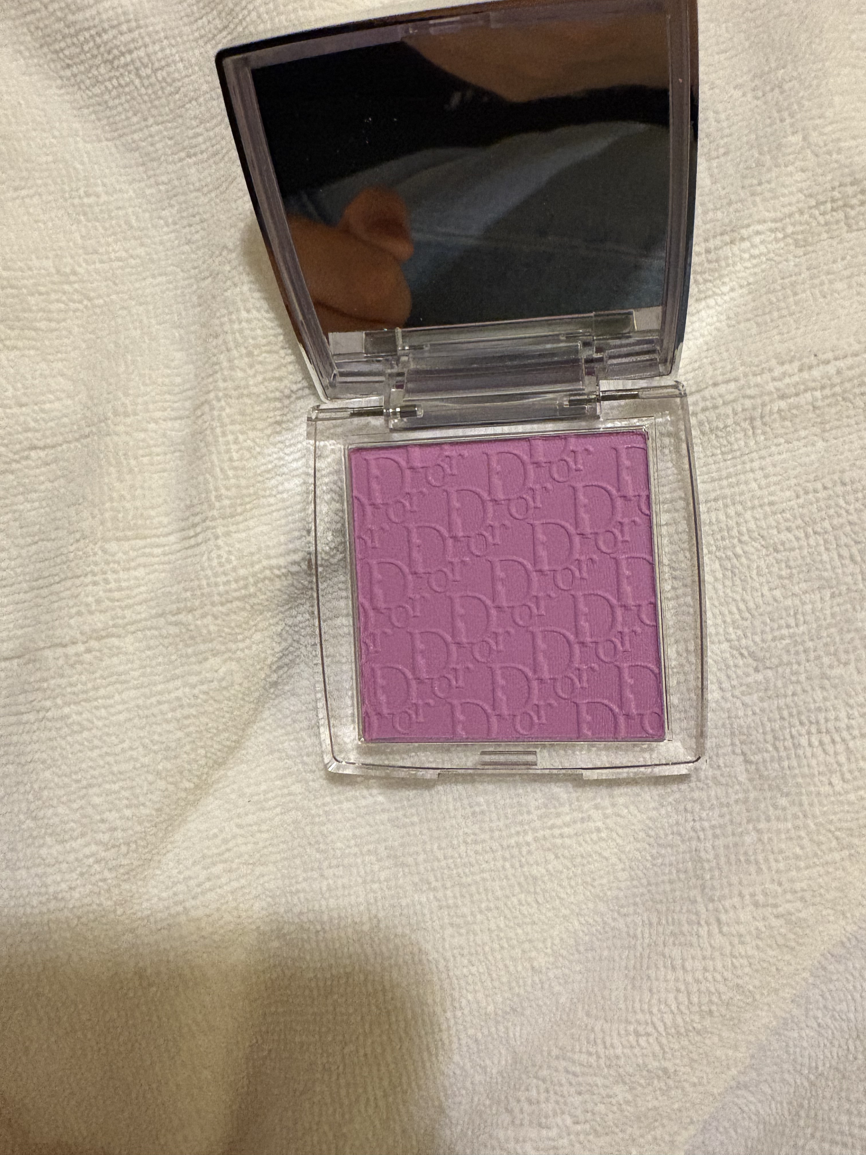 バックステージ ロージー グロウ 063 ピンク ライラック/Dior/パウダーチークを使ったクチコミ（1枚目）