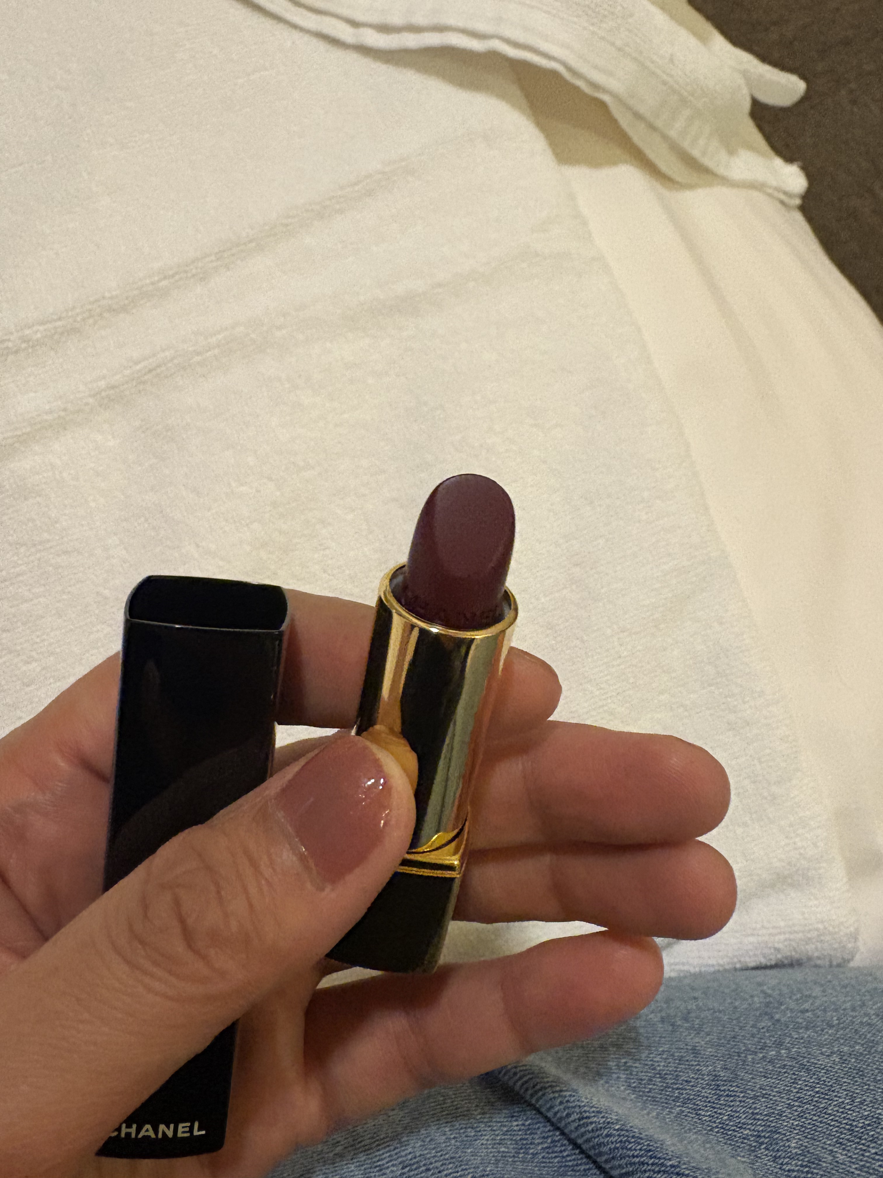 ルージュ アリュール ヴェルヴェット 71 リュプチュリスト/CHANEL/口紅を使ったクチコミ（1枚目）