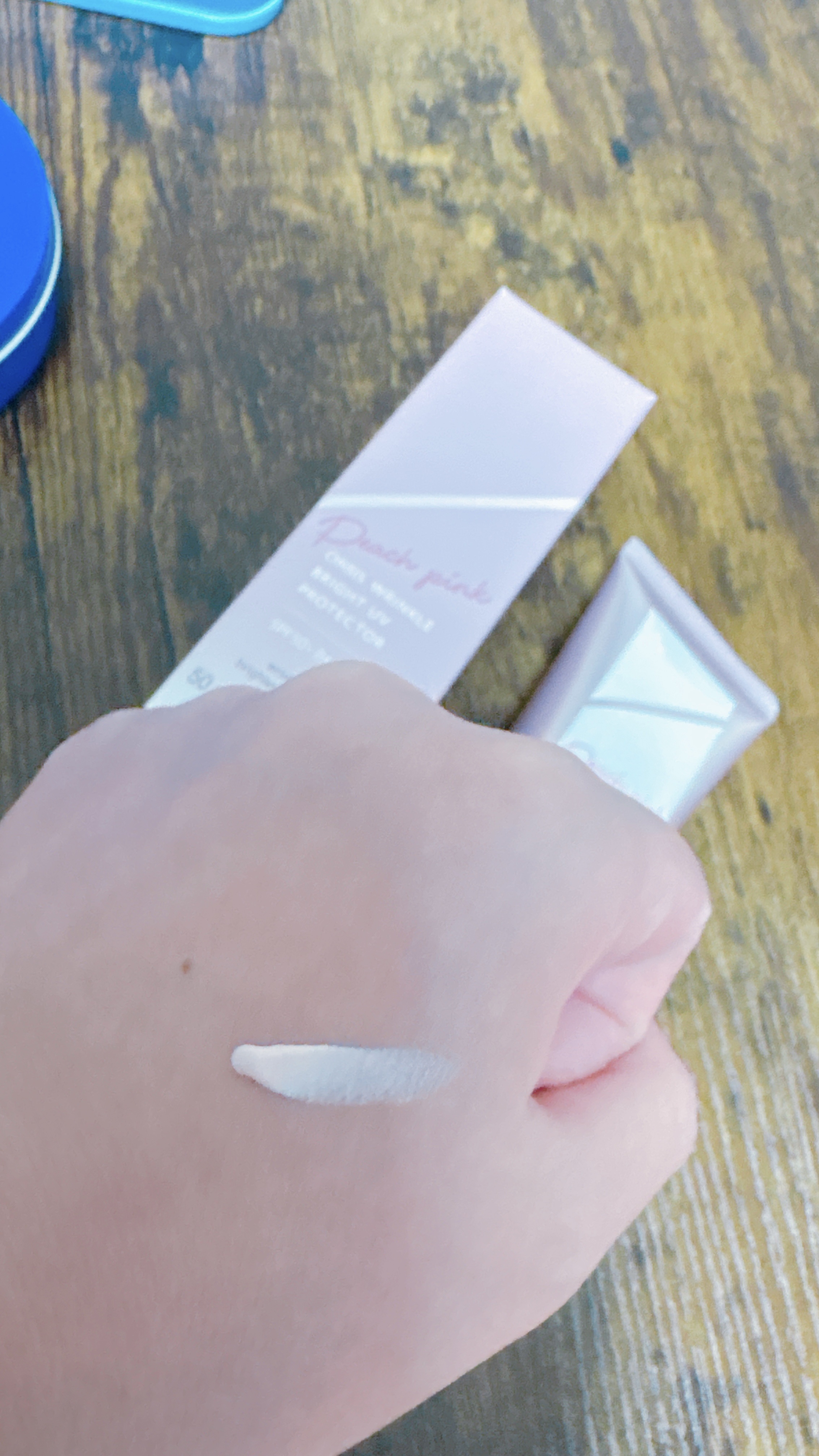 オルビス リンクルブライトＵＶプロテクター ピーチピンク（限定色）50g/オルビス/日焼け止めクリームを使ったクチコミ（2枚目）