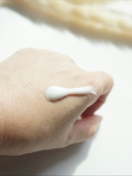 トリクセラ モイストスキンバリア ミルク/アベンヌ/ボディミルクを使ったクチコミ(4枚目)