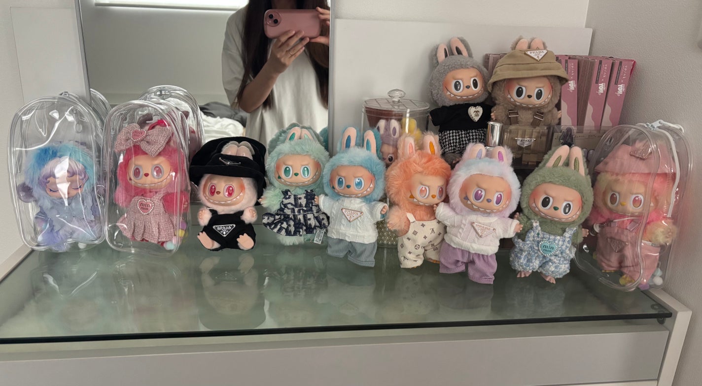 ぷぅぴぃ《紫コス部💜💗》 on LIPS 「ドレッサーがLABUBUだらけ🤣collection始めたら何..」(1枚目)