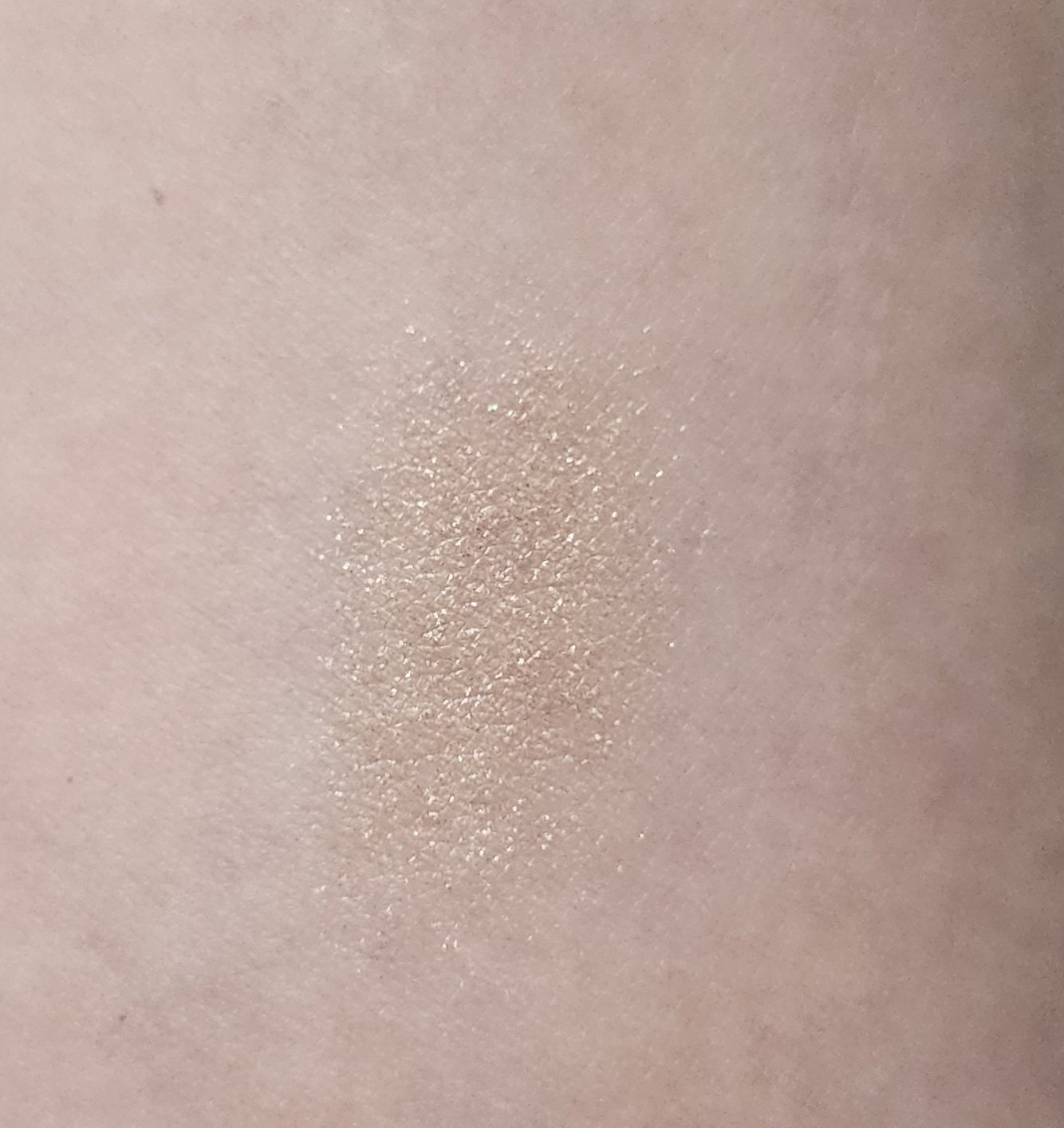 ミネラルスムースシャドー/MiMC/単色アイシャドウを使ったクチコミ(3枚目)