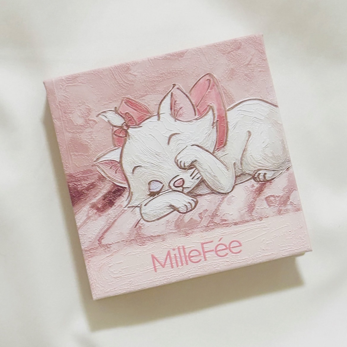 マイキティアイパレット M08 お姫様キャット / ディズニー マリー/MilleFée/アイシャドウパレットを使ったクチコミ（1枚目）