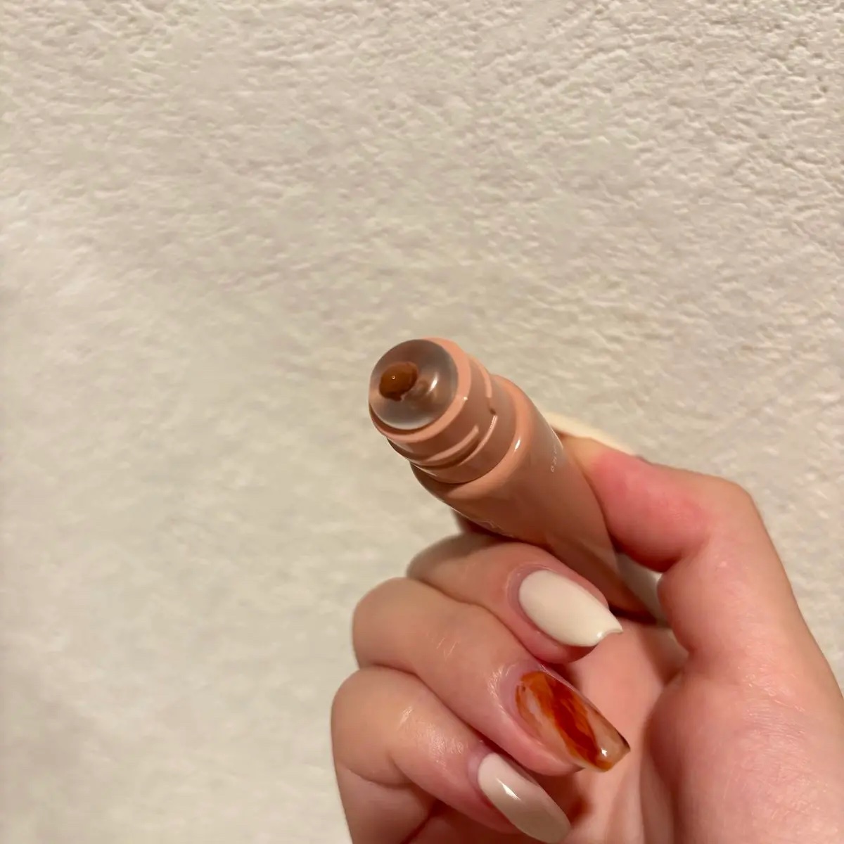 レチノール ボリューム リップセラム（チューブタイプ）/primera/リップグロスを使ったクチコミ（2枚目）