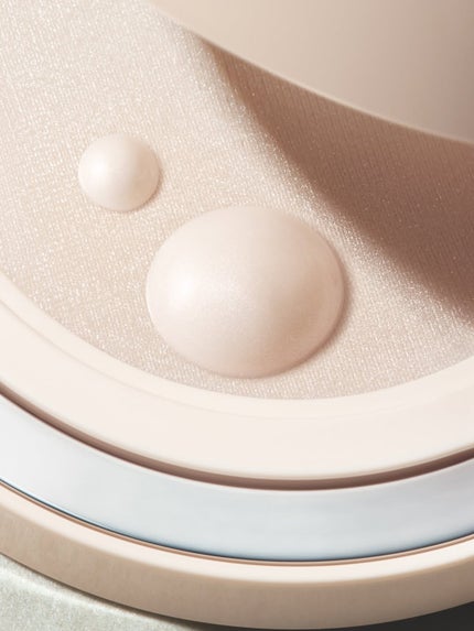 リフレクション スキン グロウ クッション ファンデーション/HERA/クッションファンデーションを使ったクチコミ(2枚目)