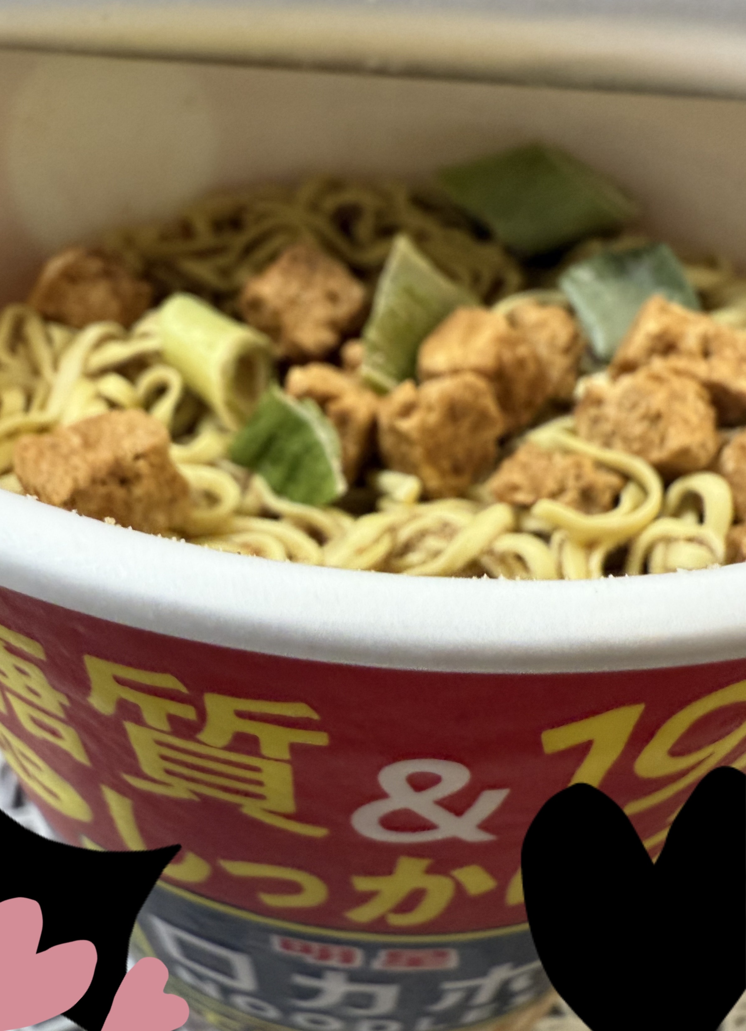 ロカボNOODLESおいしさプラス こってり醤油/明星食品/低糖質食品を使ったクチコミ（1枚目）