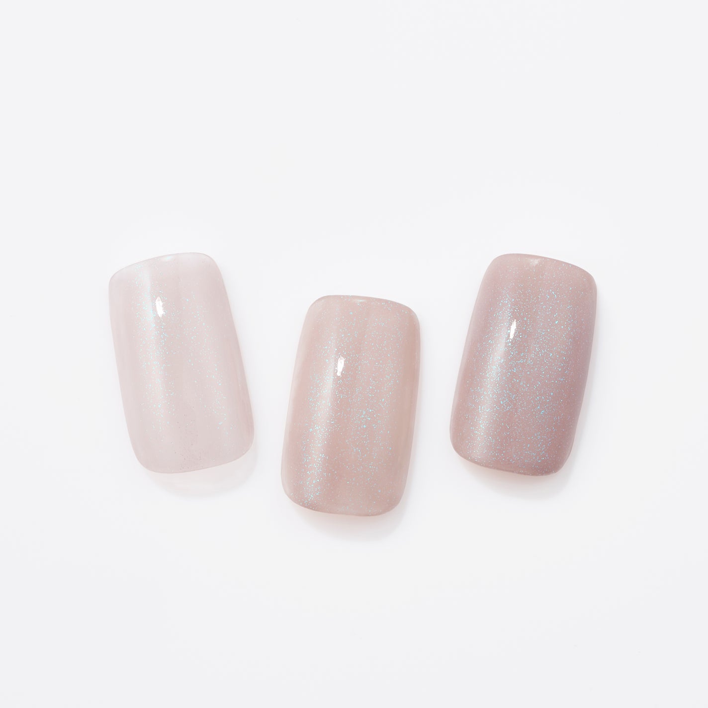 【公式】パラドゥアカウント on LIPS 「夏を満喫できるシアーなミニネイル🌻パラドゥミニネイルはワンシー..」(9枚目)