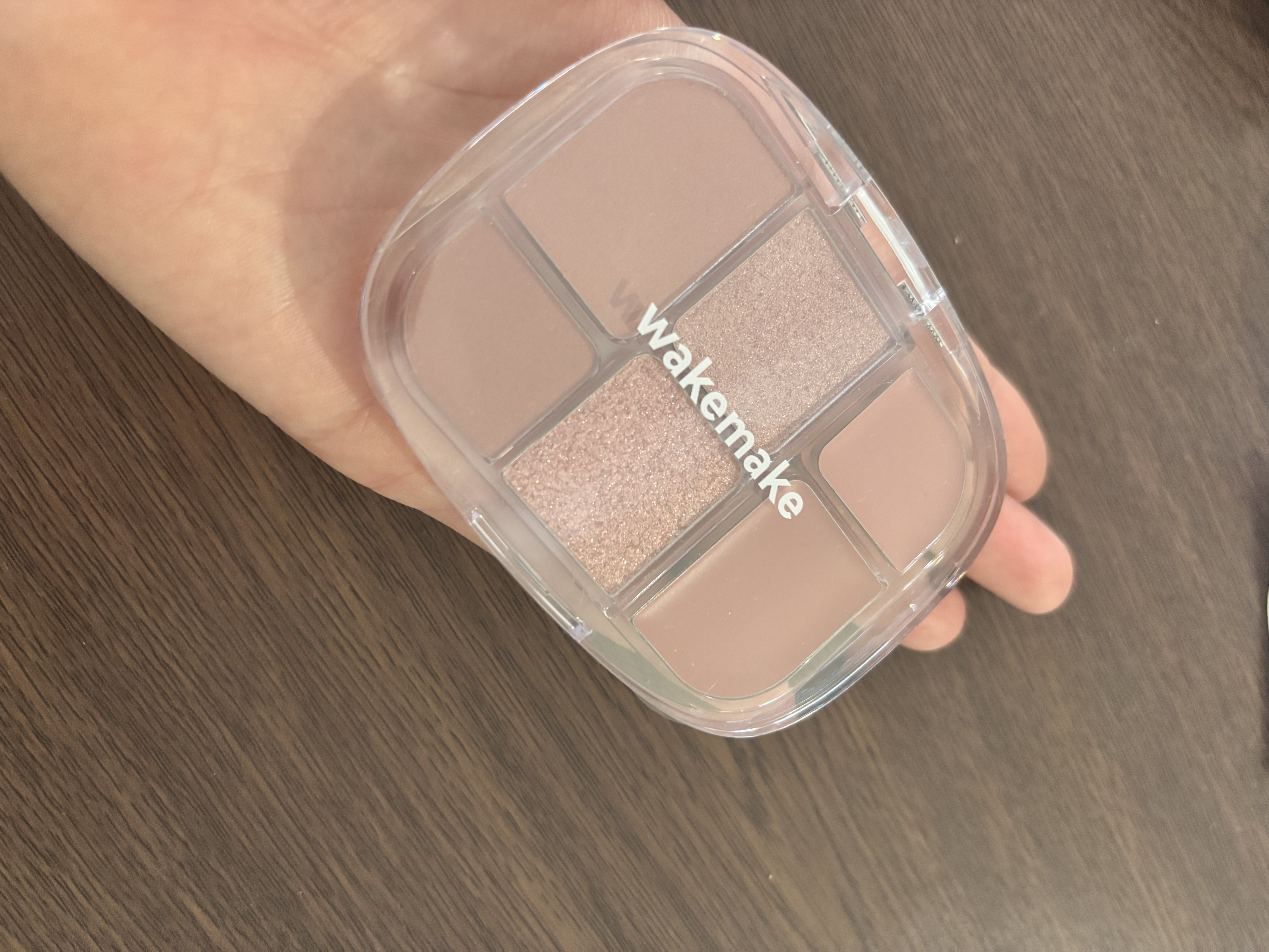 ソフトシアーマルチパレット/wakemake/アイシャドウパレットを使ったクチコミ（2枚目）