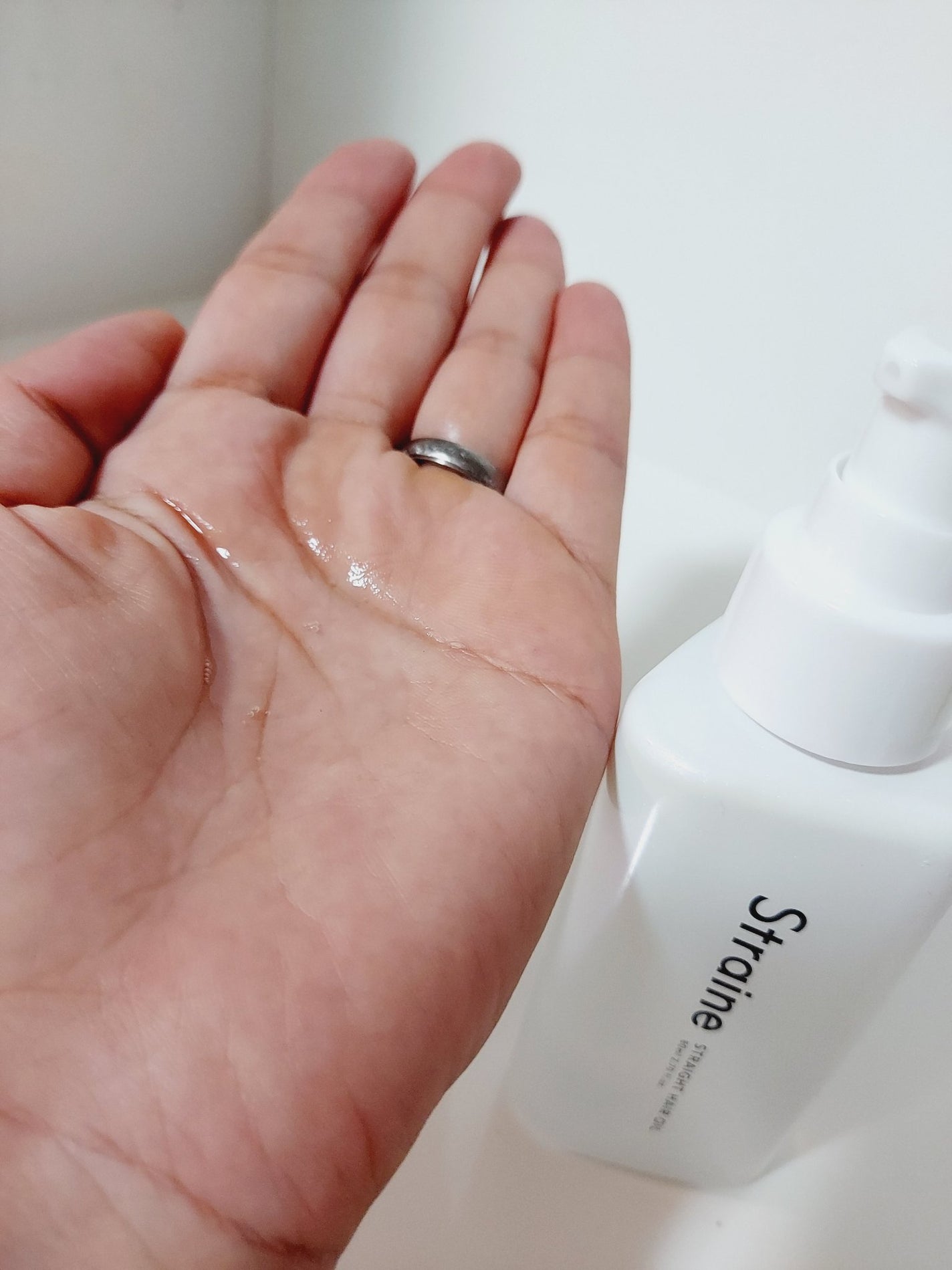 ストレートヘアオイル/Straine/ヘアオイルを使ったクチコミ(3枚目)