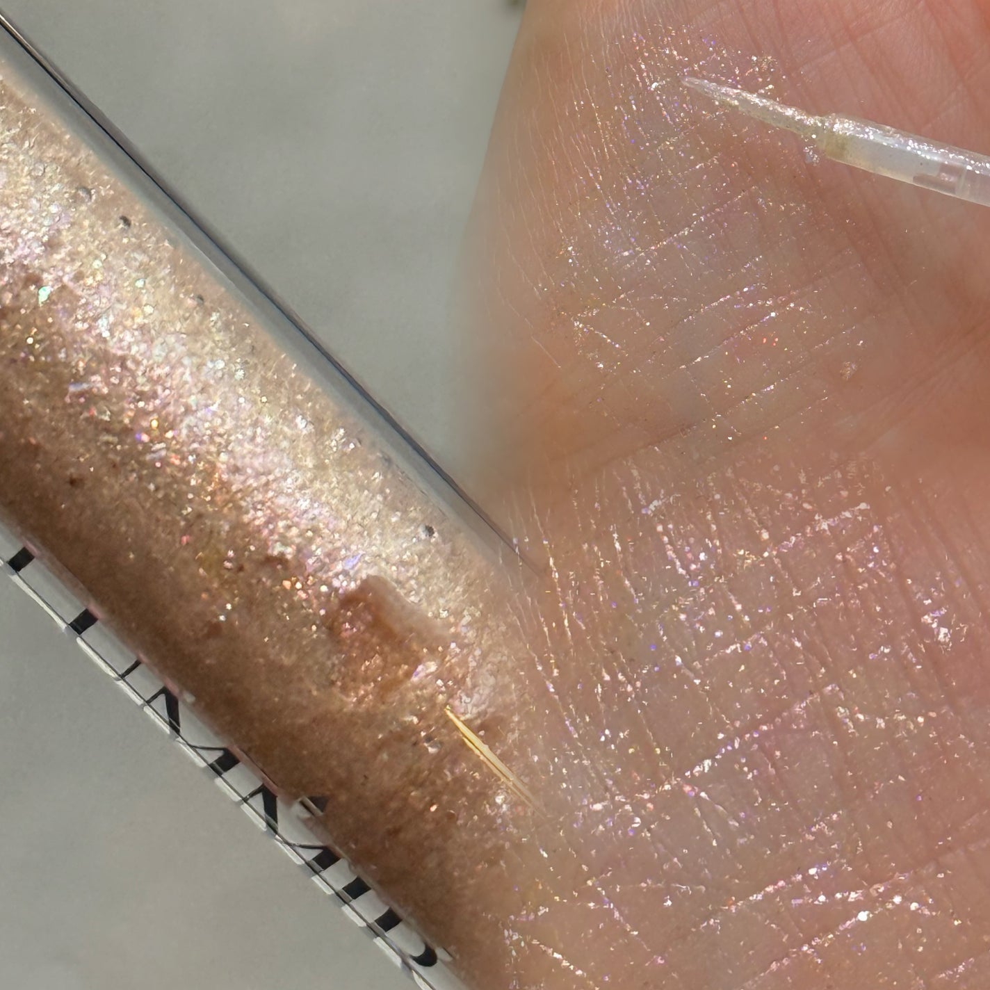 Lisaðââ¬æçš¿ãããã©ããð«¶ð» on LIPS ãLUMMIRONTHESTAGELIQUIDGLITTERå¯ç..ãïŒ2æç®ïŒ