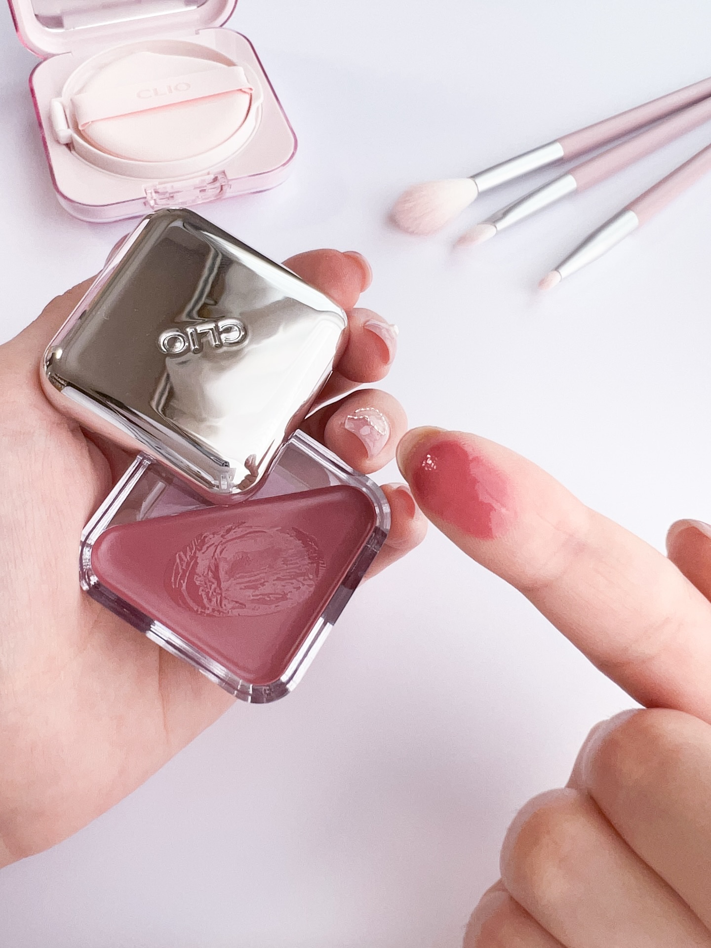 エッセンシャル リップチーク タップ/CLIO/ジェル・クリームチークを使ったクチコミ（2枚目）