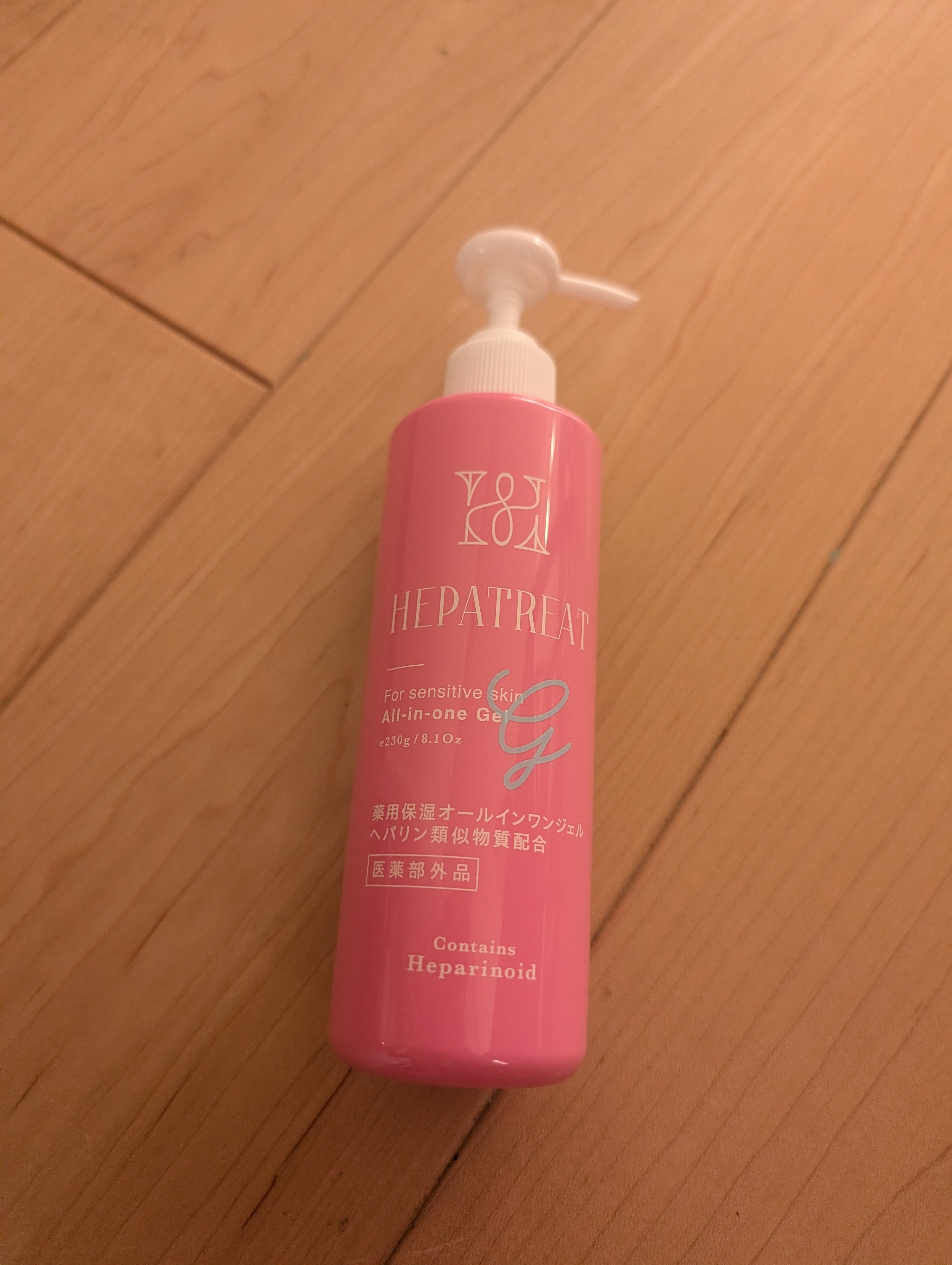 ゼトックスタイル ヘパトリート 薬用保湿オールインワンジェル　[医薬部外品]のクチコミ「へパトリート薬用保湿 オールインワンジェル

【製品特徴】
保水有効成分・ヘパリン類似物質はそ.....」（1枚目）