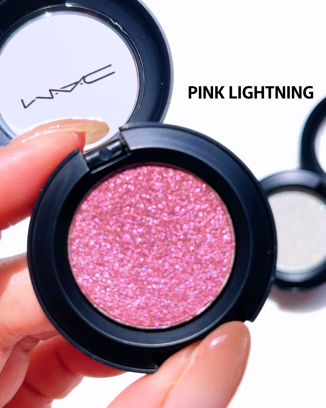 ダズルシャドウ リキッド アイシャドウ グリッター/M・A・C/リキッドアイシャドウを使ったクチコミ（2枚目）