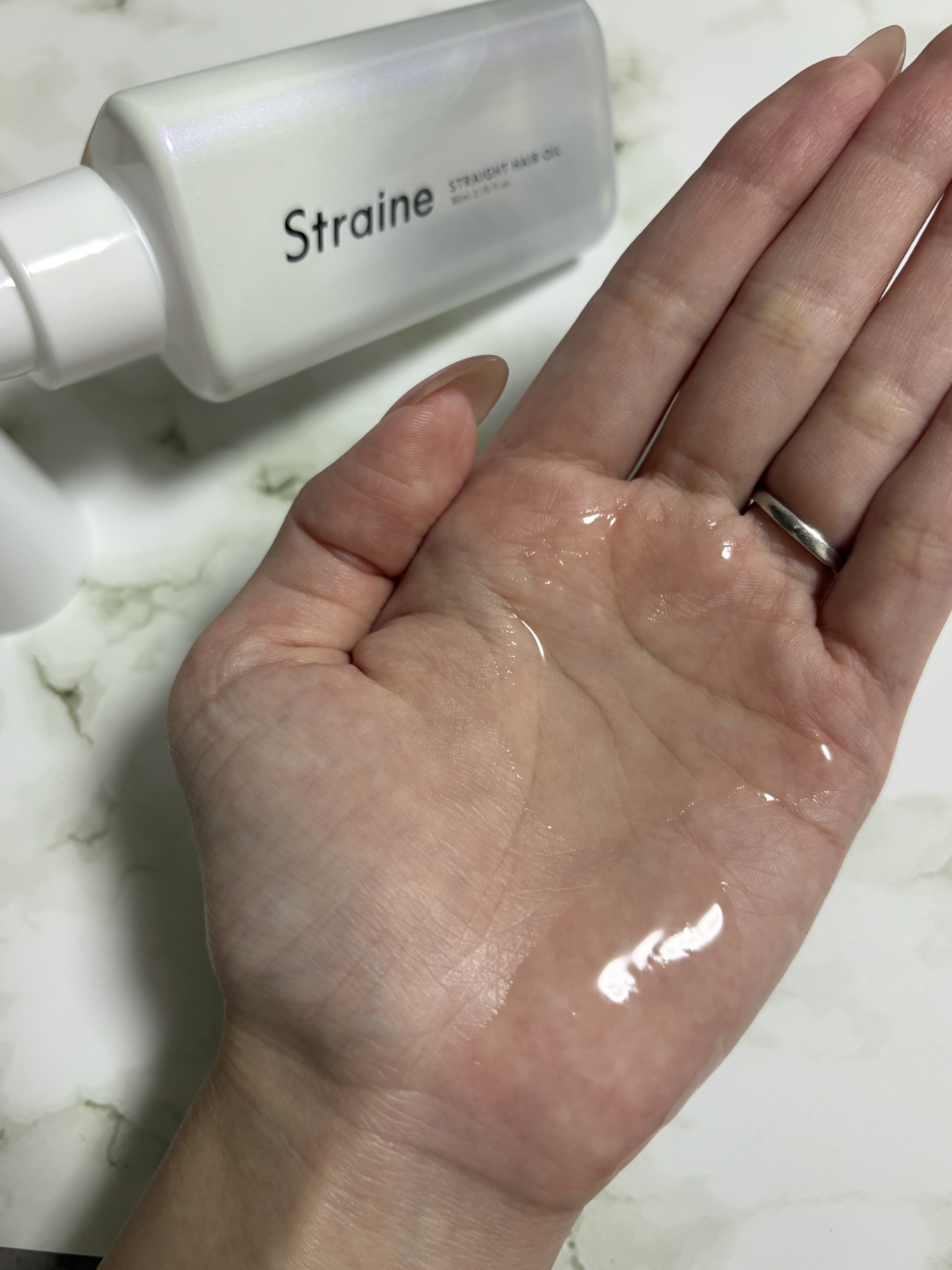 ストレートヘアオイル/Straine/ヘアオイルを使ったクチコミ（3枚目）