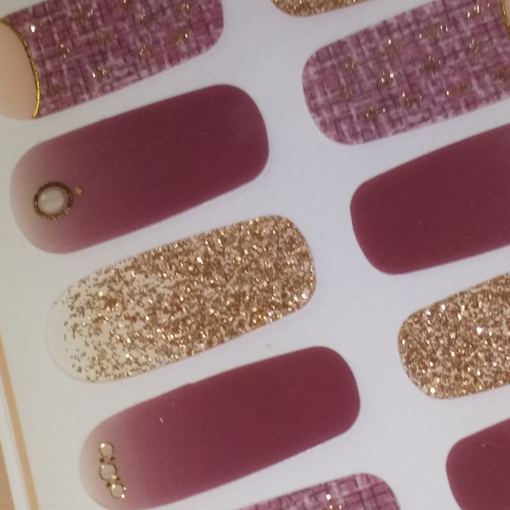 貼るジェルネイル/セリア/ネイルシールを使ったクチコミ（2枚目）