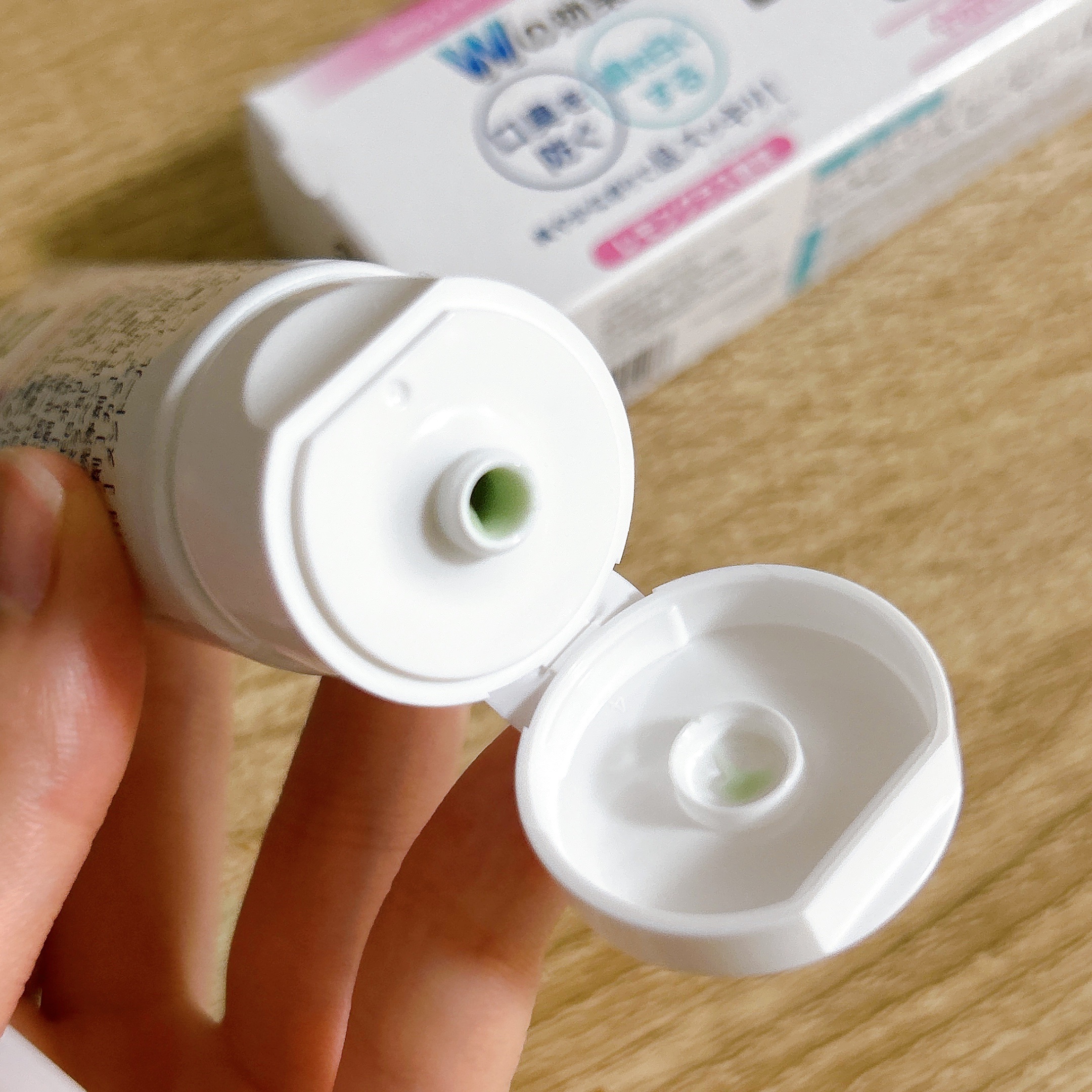 デオグラオーラテック ＋ホワイトニング/DEOGLA/歯磨き粉を使ったクチコミ（2枚目）