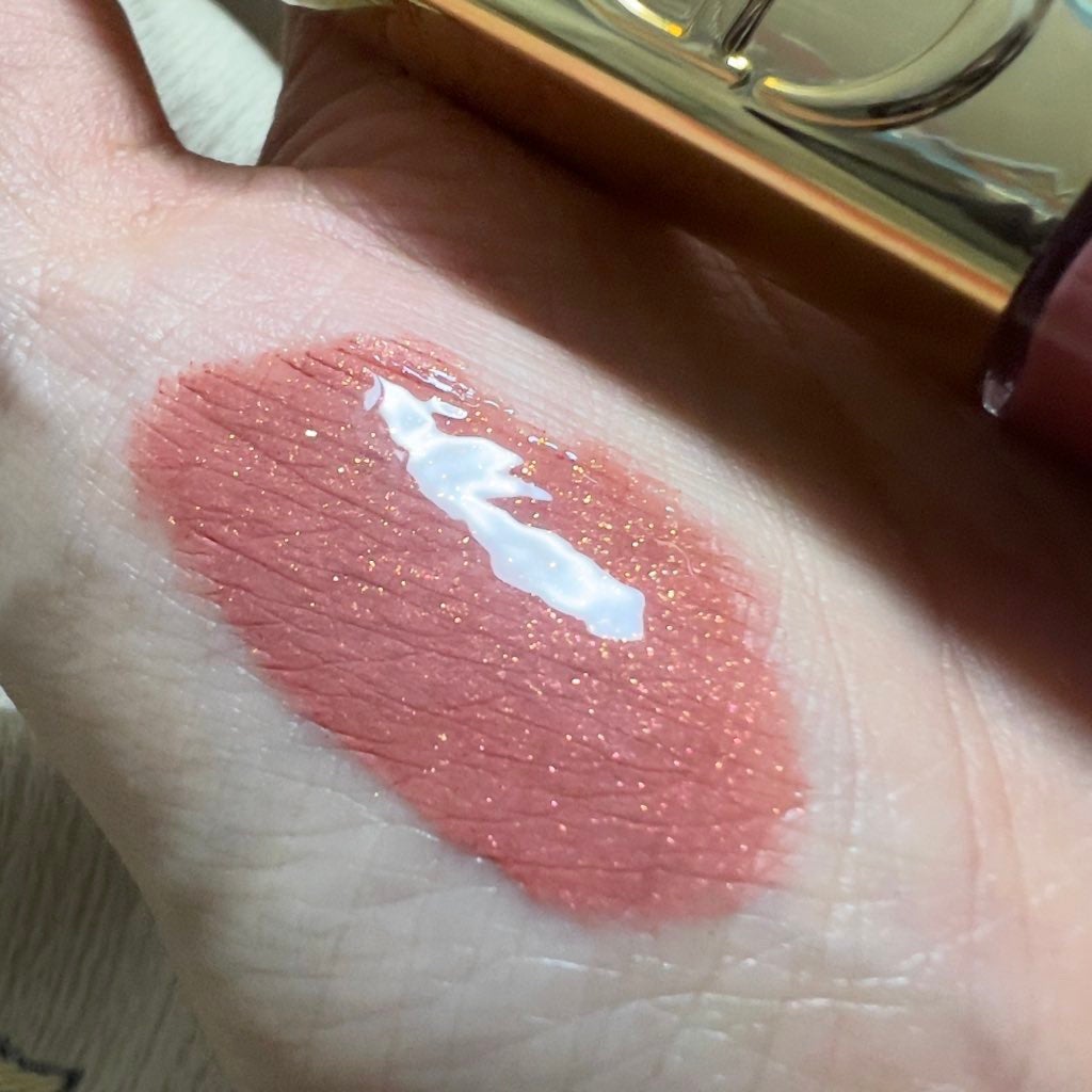 ルージュ ディオール シークイン リキッド デュオ(ホリデーコレクション 2025 限定品)/Dior/口紅・グロス・リップライナー・リップケアを使ったクチコミ(3枚目)