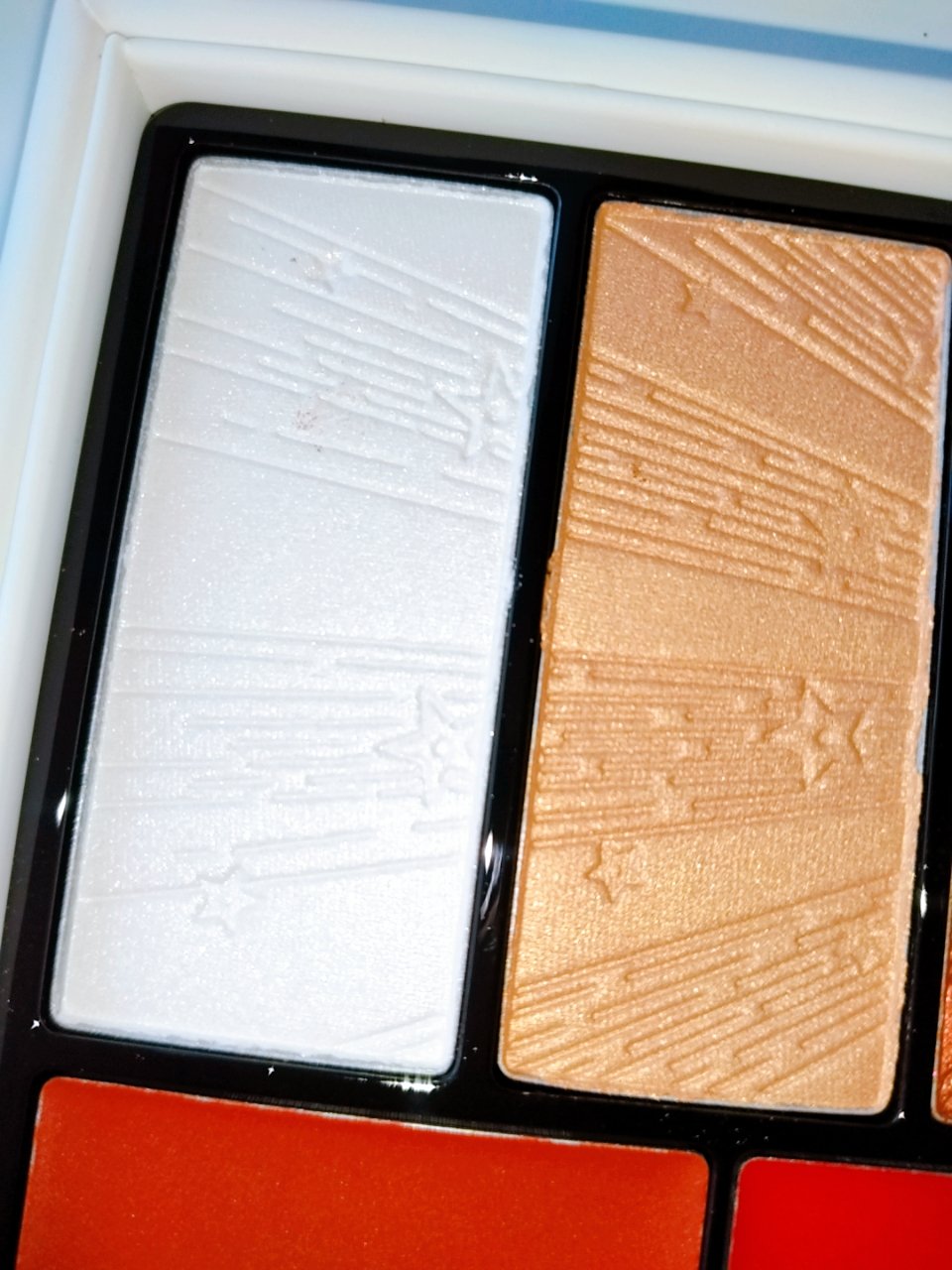 限定マルチパレット】クチュール マルチユース パレット（ホリデー