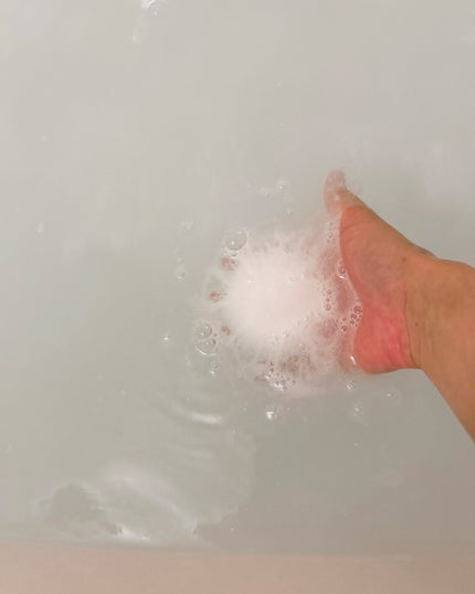 バブ モンスターバブル よくばりミルキー 70g×6錠(箱入り)/バブ/炭酸系入浴剤の画像