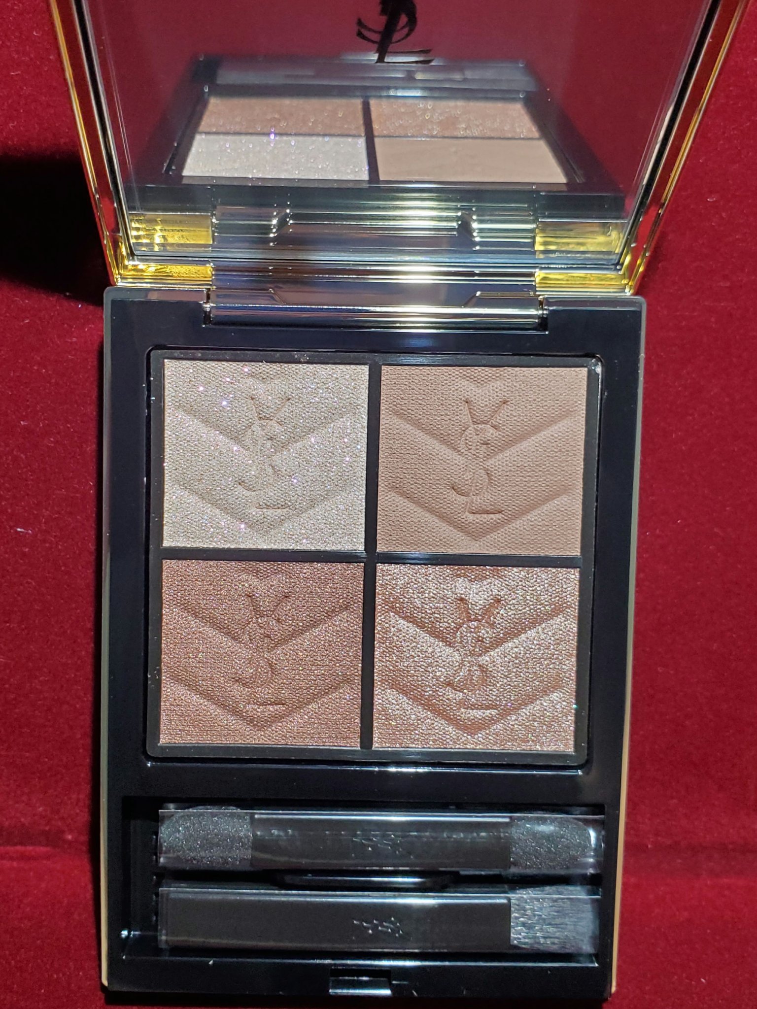 クチュール ミニ クラッチ/YVES SAINT LAURENT BEAUTE/アイシャドウパレットを使ったクチコミ（2枚目）