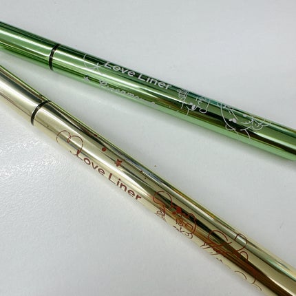 リキッドアイライナーR4/ラブ・ライナー/リキッドアイライナーを使ったクチコミ(1枚目)