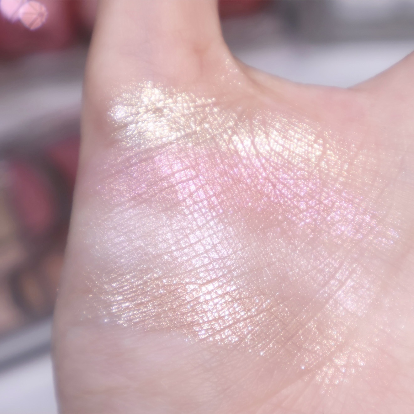 バックステージ グロウ マキシマイザー パレット 004 ローズ ゴールド グロウ/Dior/ハイライトを使ったクチコミ（1枚目）