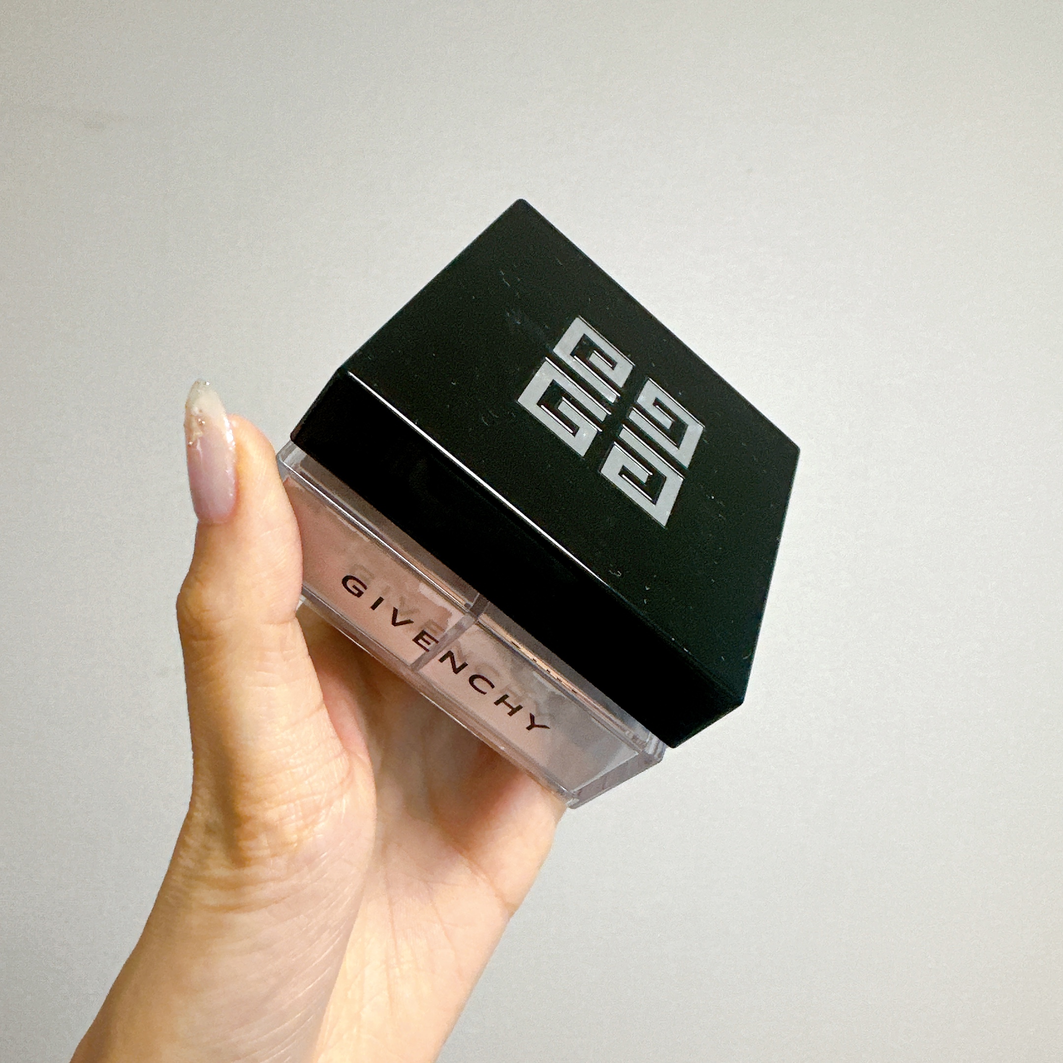 プリズム・リーブル/GIVENCHY/ルースパウダーを使ったクチコミ（1枚目）