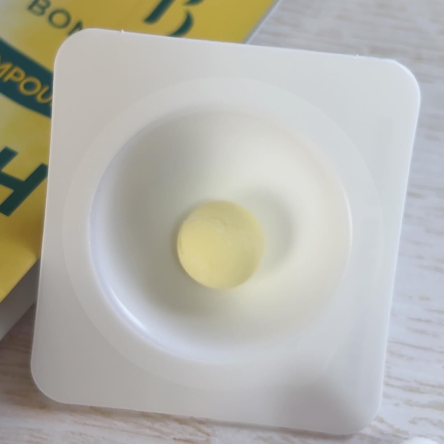 ビタC凍結乾燥ダブルショットアンプルキット/BONCEPT/美容液を使ったクチコミ（3枚目）