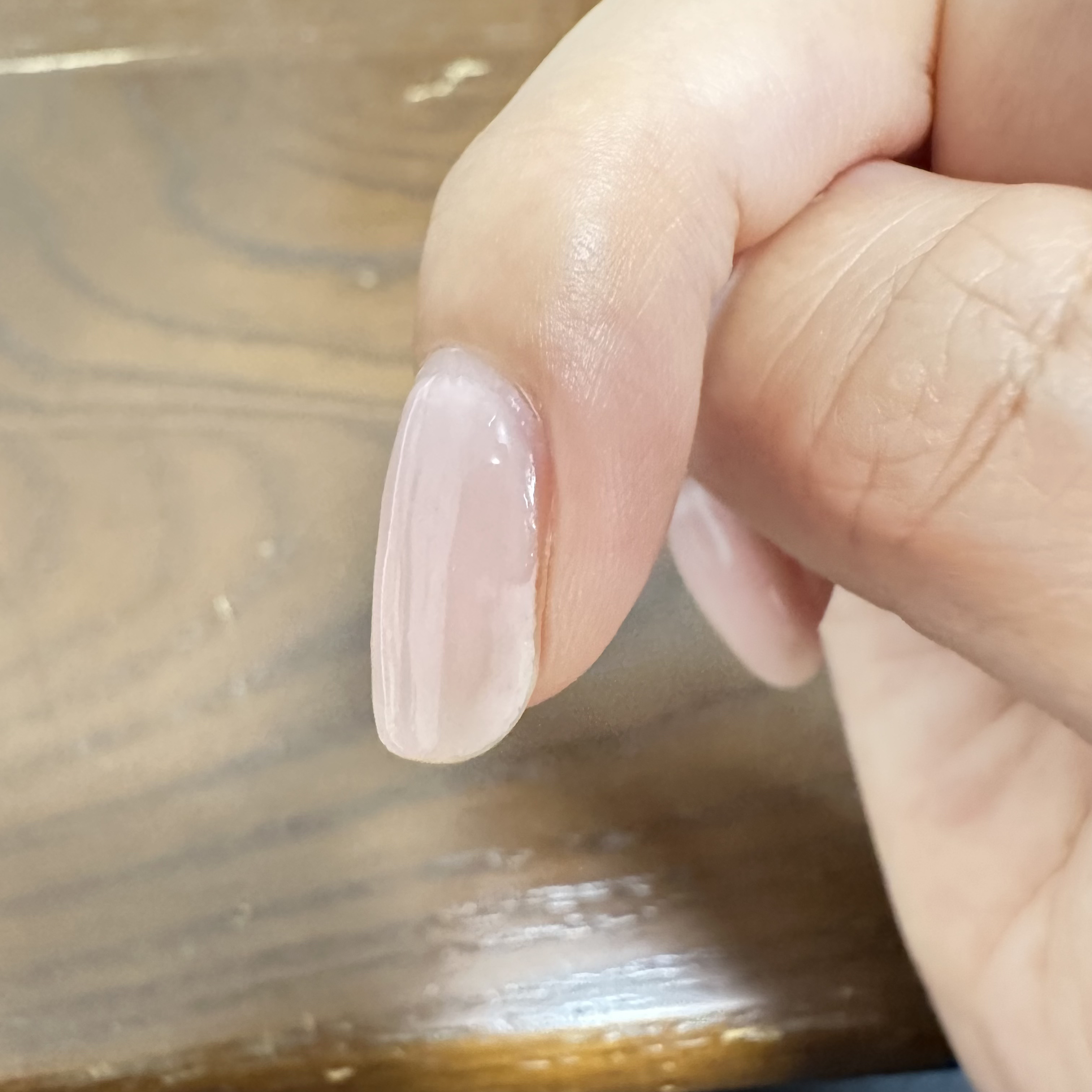 ピールオフジェル/ノマン/ジェルネイルを使ったクチコミ（2枚目）