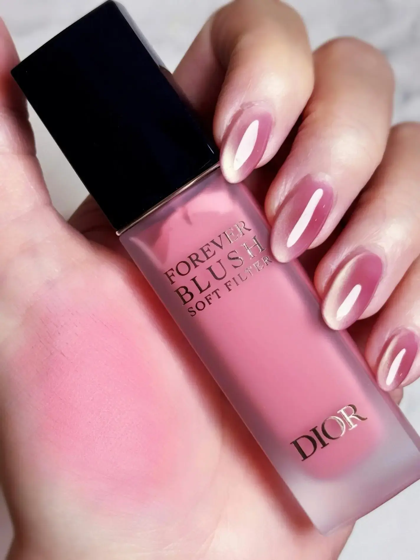 ディオールスキン フォーエヴァー ブラッシュ ソフト フィルター/Dior/チークを使ったクチコミ(1枚目)