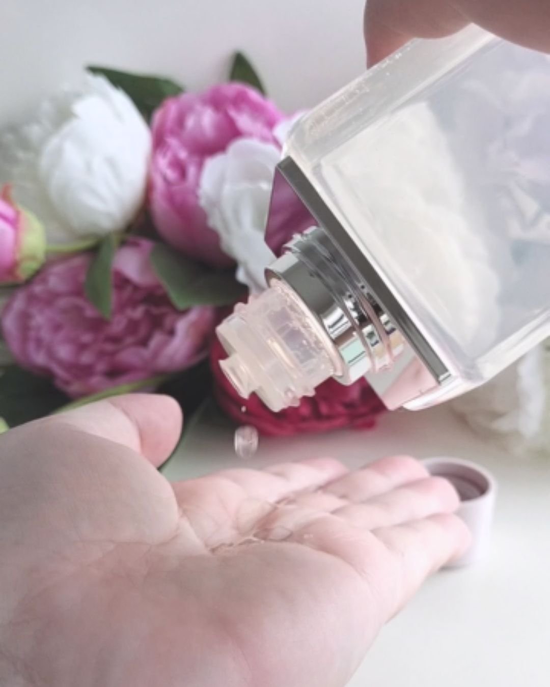 イドラクラリティ　薬用 トリートメント エッセンス ウォーター/DECORTÉ/化粧水を使ったクチコミ（3枚目）