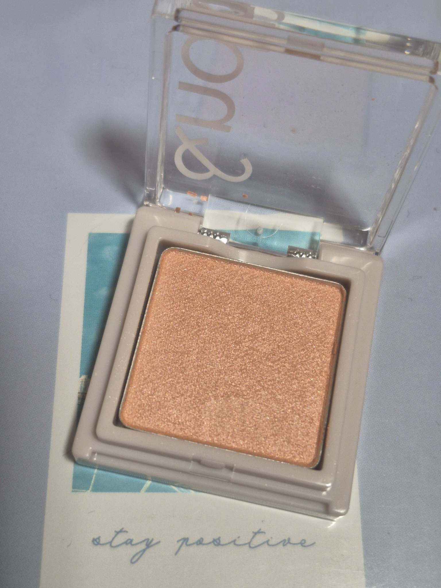 メロウタッチシングルアイシャドウ/&nd by rom&nd/単色アイシャドウを使ったクチコミ（3枚目）