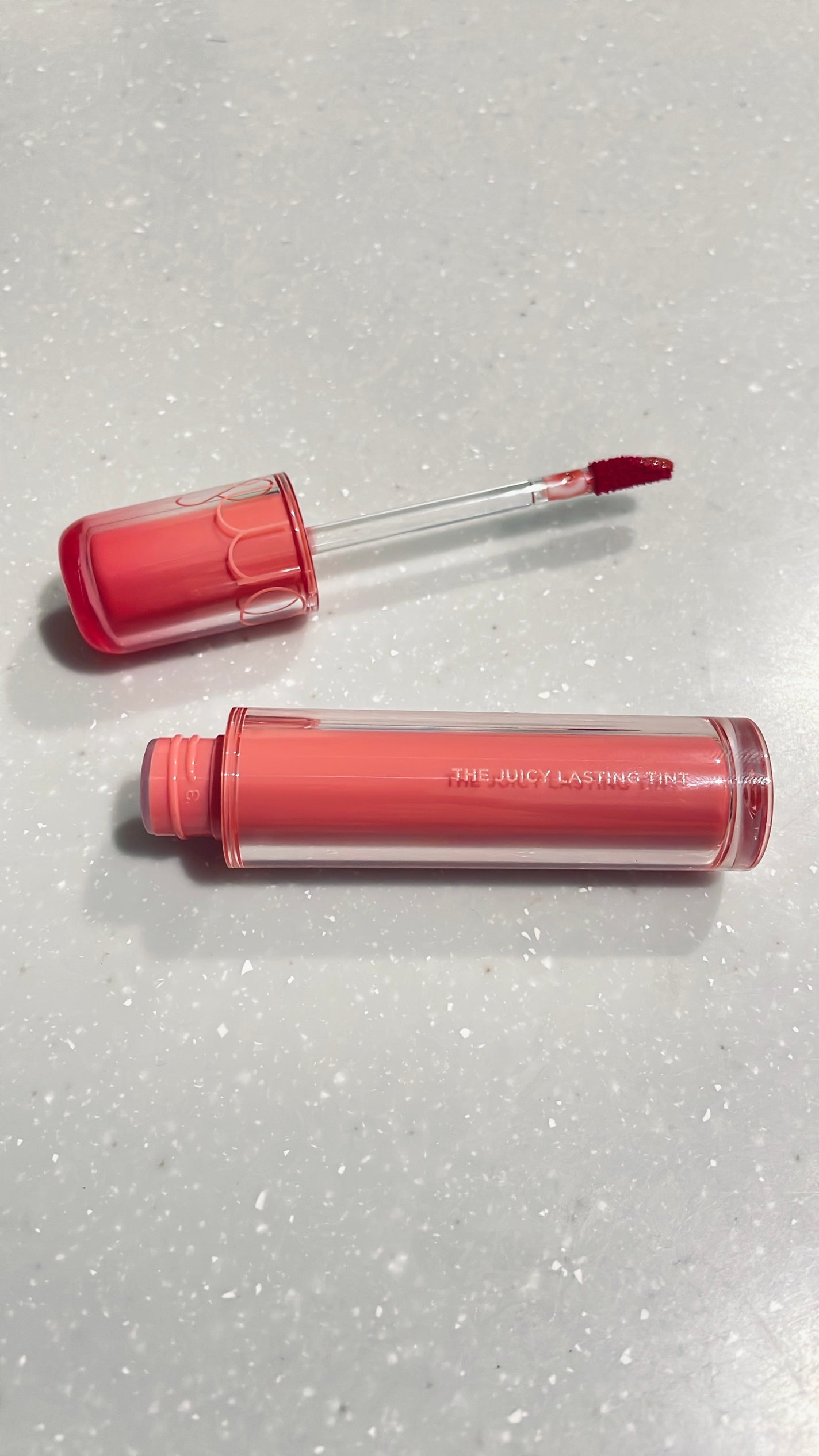 ザ ジューシーラスティングティント/rom&nd/リップティントを使ったクチコミ(1枚目)