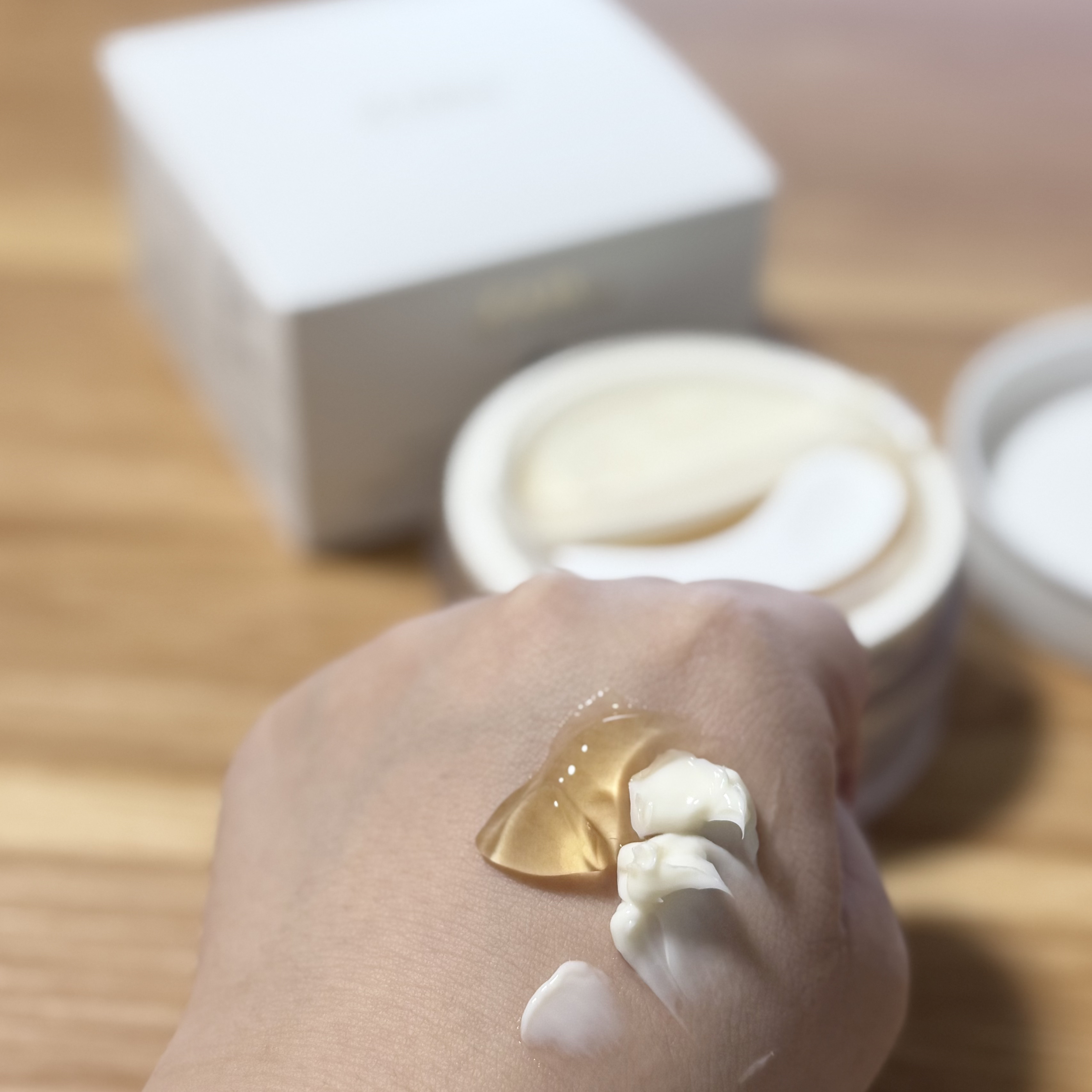 ホワイトトリュフダブルセラムアンドクリーム/ダルバ/フェイスクリームを使ったクチコミ（3枚目）