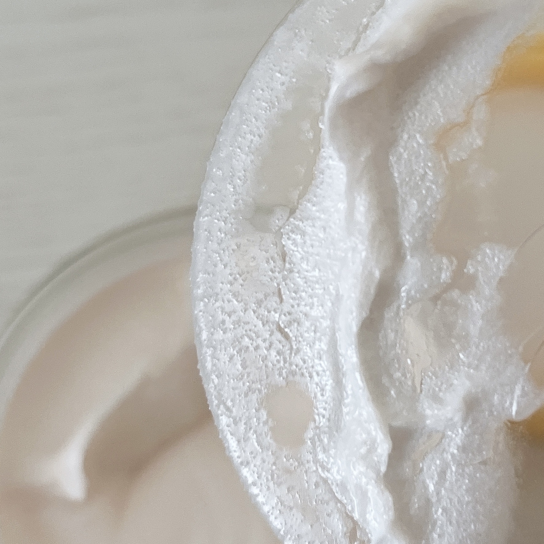 ダヴ　ふわとろ　クリーミースクラブ　堂島ロール/ダヴ/ボディスクラブを使ったクチコミ（2枚目）