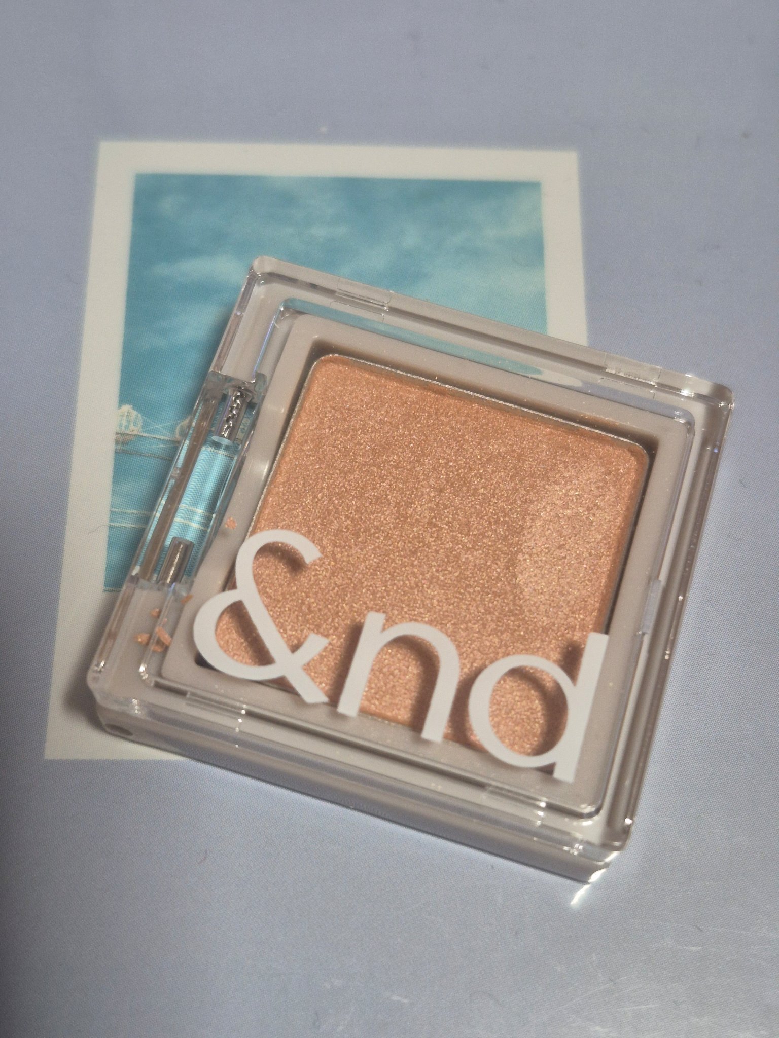 メロウタッチシングルアイシャドウ/&nd by rom&nd/単色アイシャドウを使ったクチコミ（2枚目）