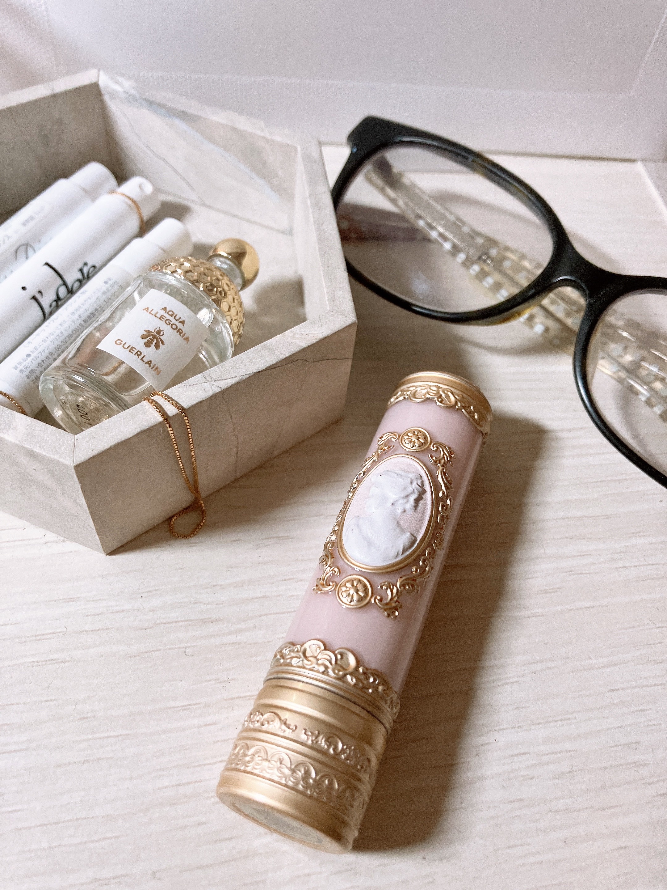 アントワネットメルティングルージュ 03 シュガーペタル/MilleFée/口紅を使ったクチコミ（1枚目）