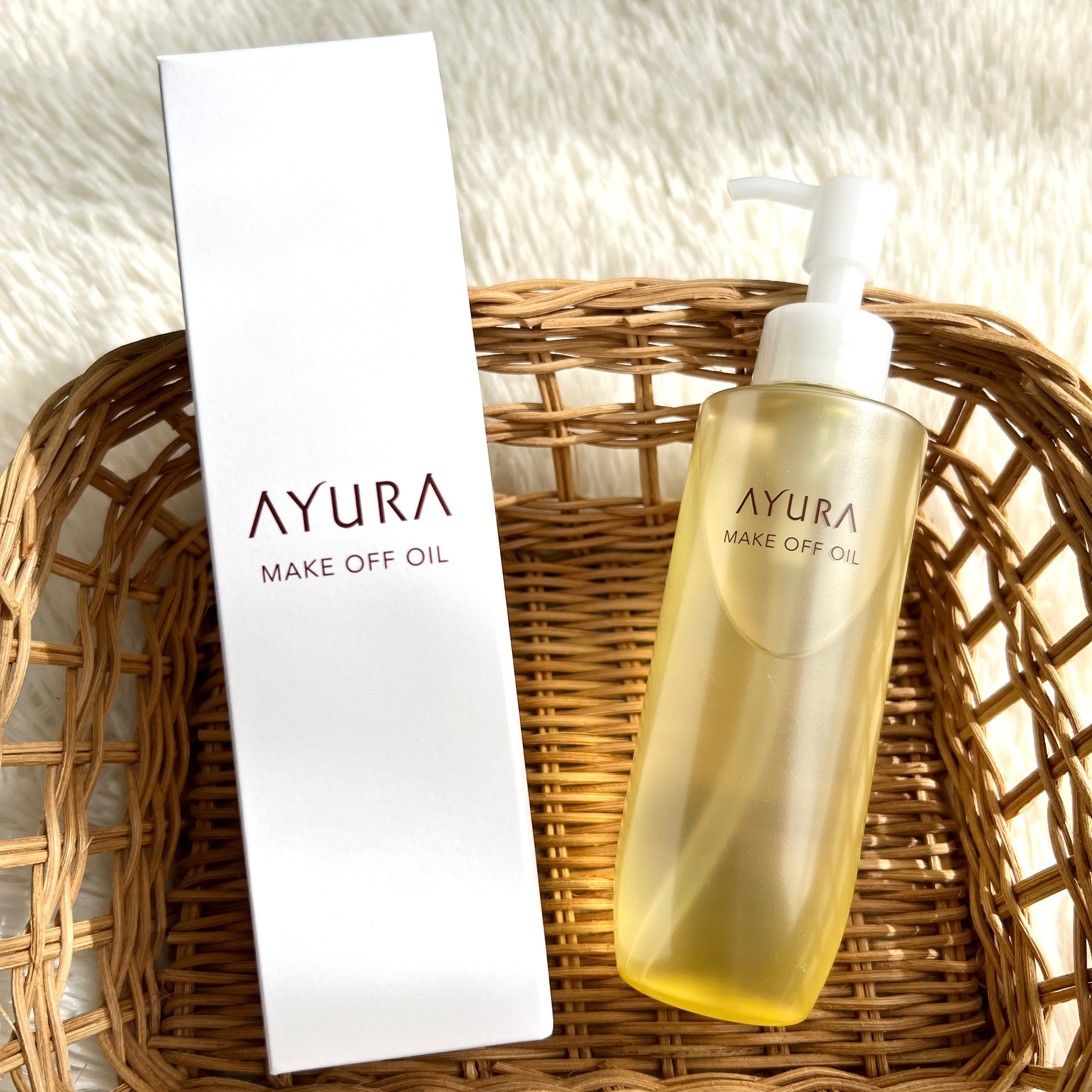 AYURA メークオフオイルt

肌なじみの良い美容オイルクレンジング✨
さらさら美容オイルが肌の角質を柔軟にすることで、メイク汚れをしっかり落としてくれるそう😊💕


メーク落としは、プッシュタイプで使いやすく
さらりとしたオイルのテ