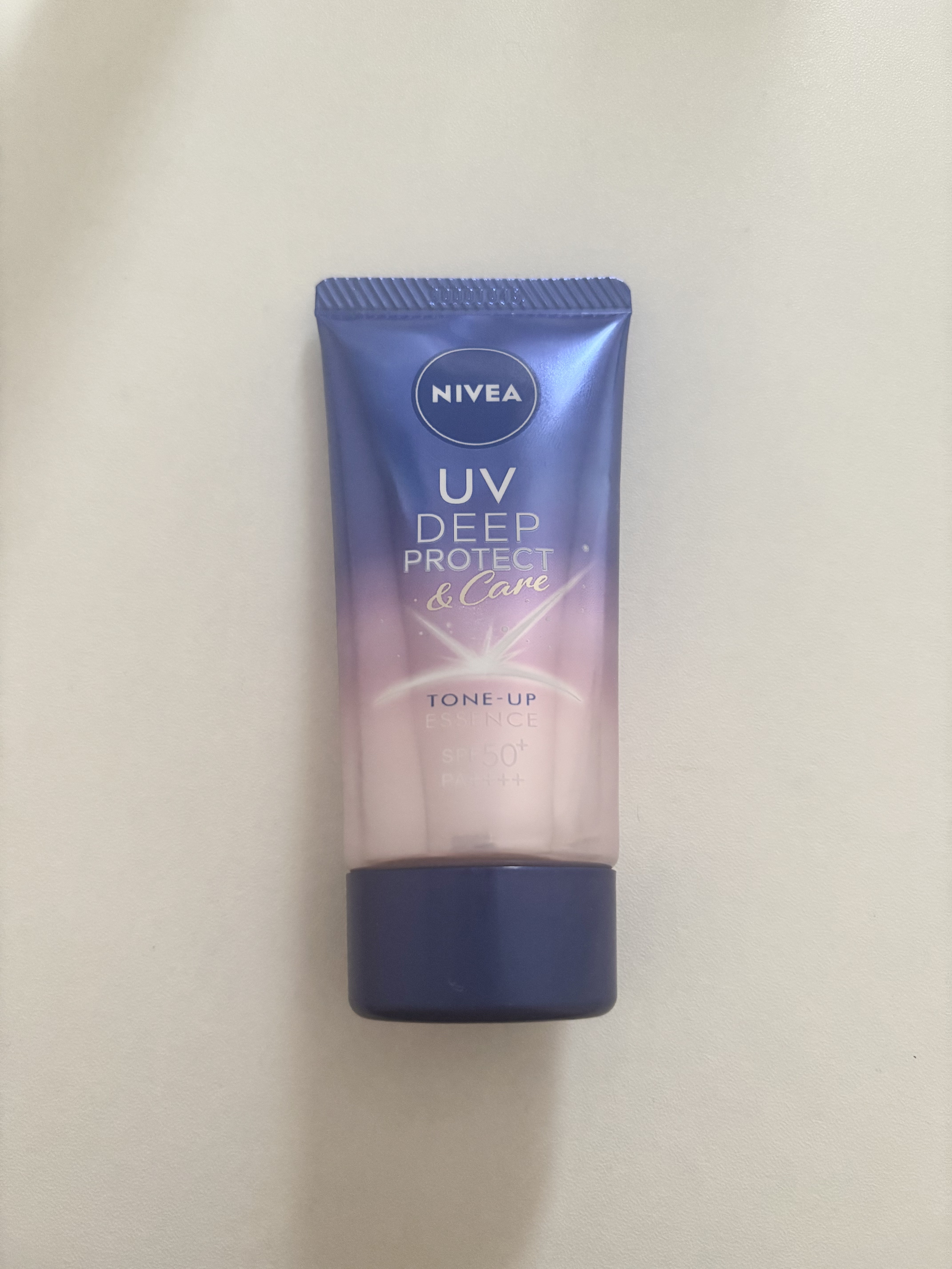 ニベアUV ディープ プロテクト＆ケア トーンアップ エッセンス/ニベア/日焼け止めローションを使ったクチコミ（1枚目）