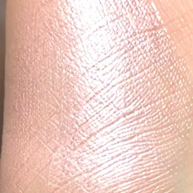 ディオールスキン フォーエヴァー グロウ マキシマイザー/Dior/ハイライトを使ったクチコミ（3枚目）