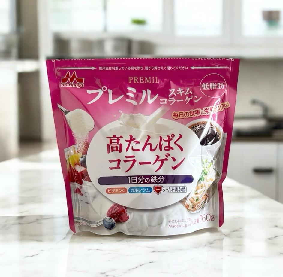 森永乳業 
プレミルスキム コラーゲン
⁡
カラダのキホンである「たんぱく質」と森永乳業独自に開発した「健康に必要な栄養素」の組み合わせで毎日の健康を応援する栄養プレミアムミルク！
⁡
⁡
サラサラっ
⁡
細やかなパウダータイプ
⁡
コーヒ