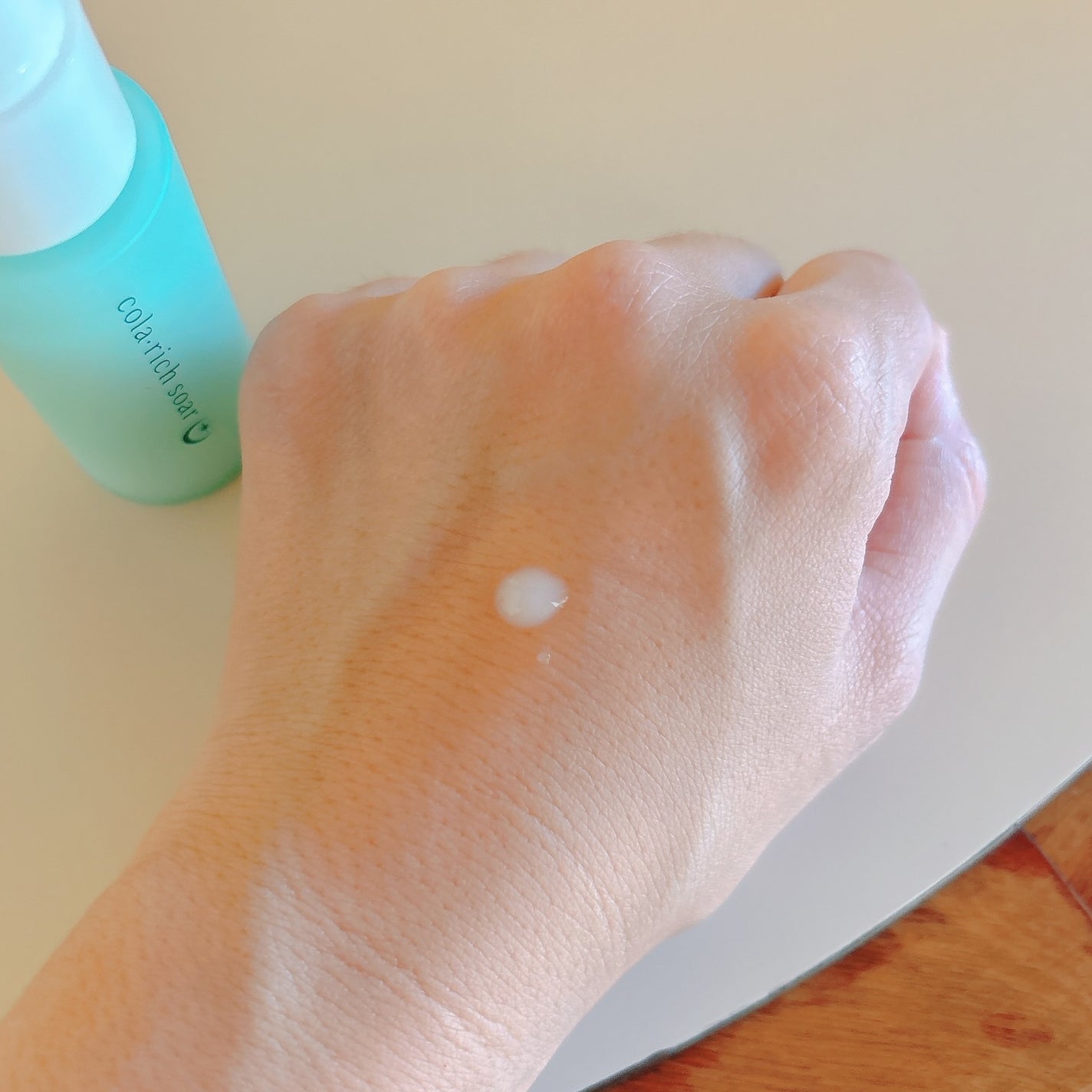 コラリッチソア ダーマベースセラム デイ/コラリッチ/美容液を使ったクチコミ(8枚目)