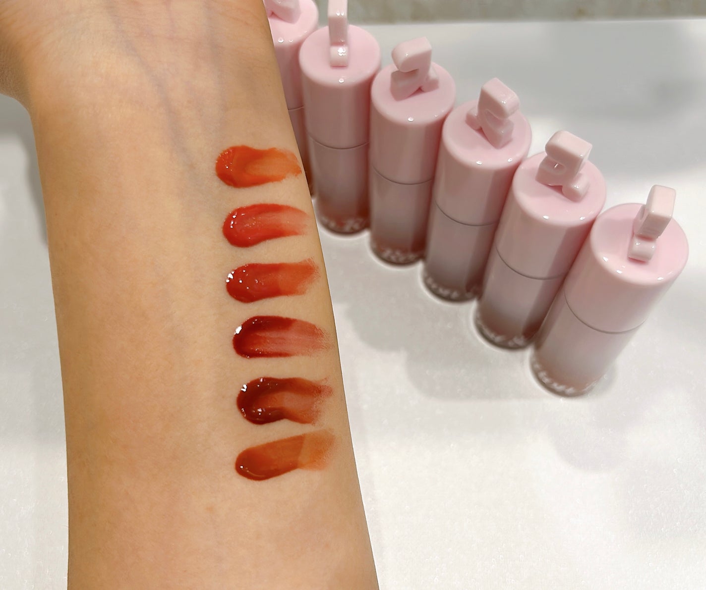 フォロバ100 mappi on LIPS 「R&RBeautyウォーターグレーズリップティント\水彩発色×..」(7枚目)