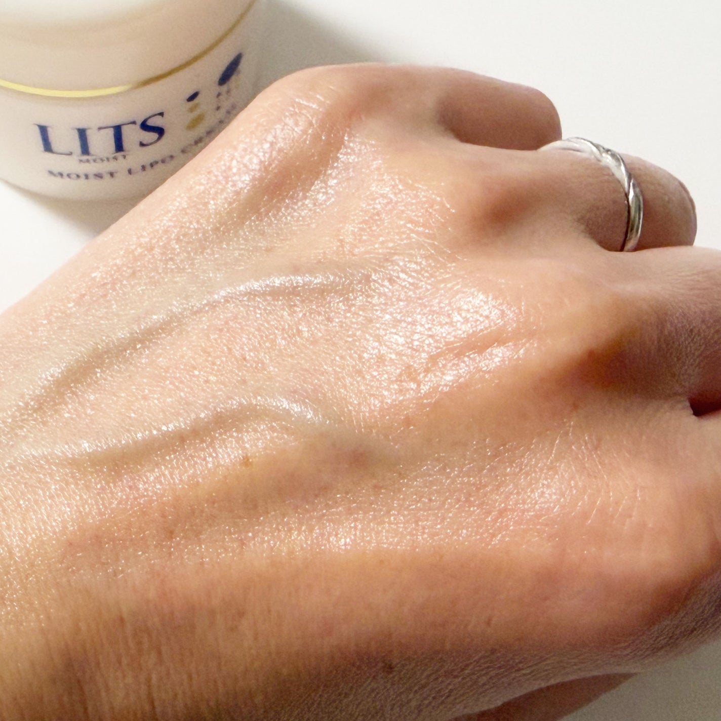 リッツ モイスト リポクリーム/リッツ/フェイスクリームを使ったクチコミ(5枚目)