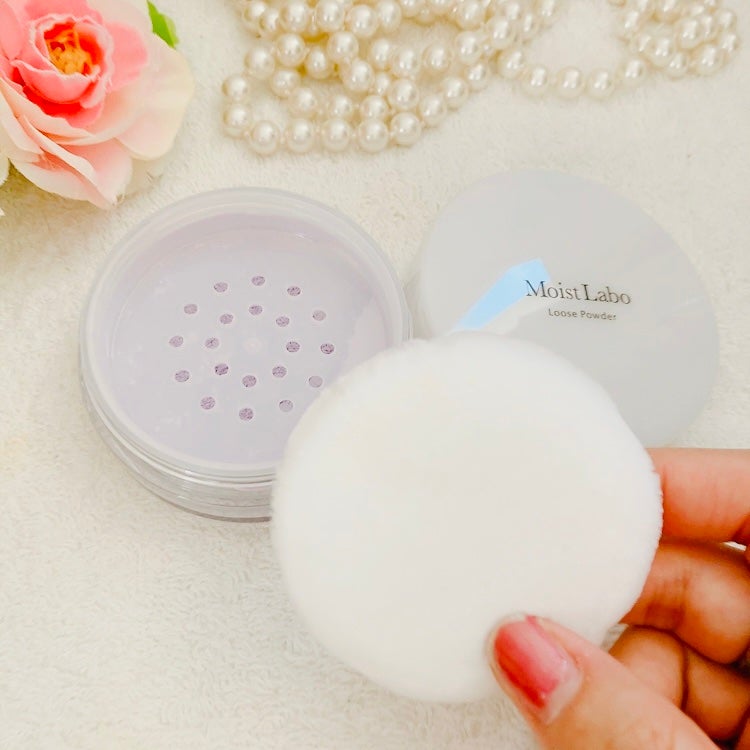 モイストラボ ルースパウダー〈くすみ防止タイプ〉/Moist Labo/ルースパウダーを使ったクチコミ(5枚目)