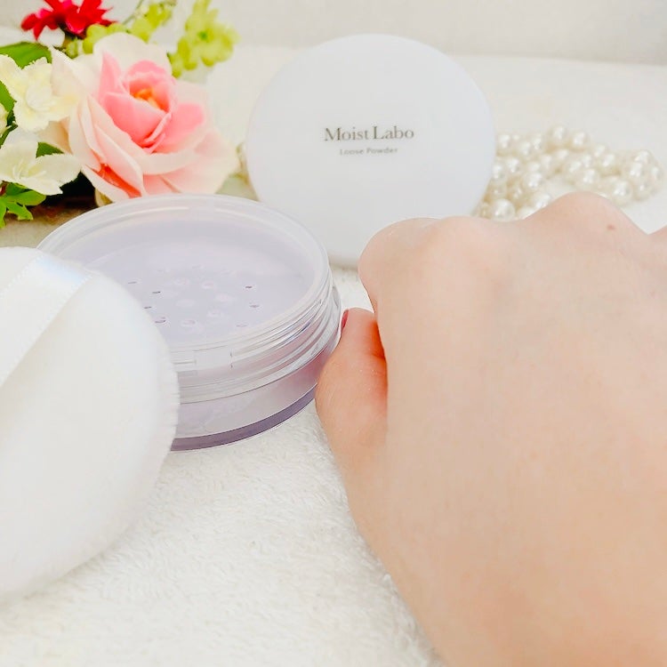 モイストラボ ルースパウダー〈くすみ防止タイプ〉/Moist Labo/ルースパウダーを使ったクチコミ(8枚目)