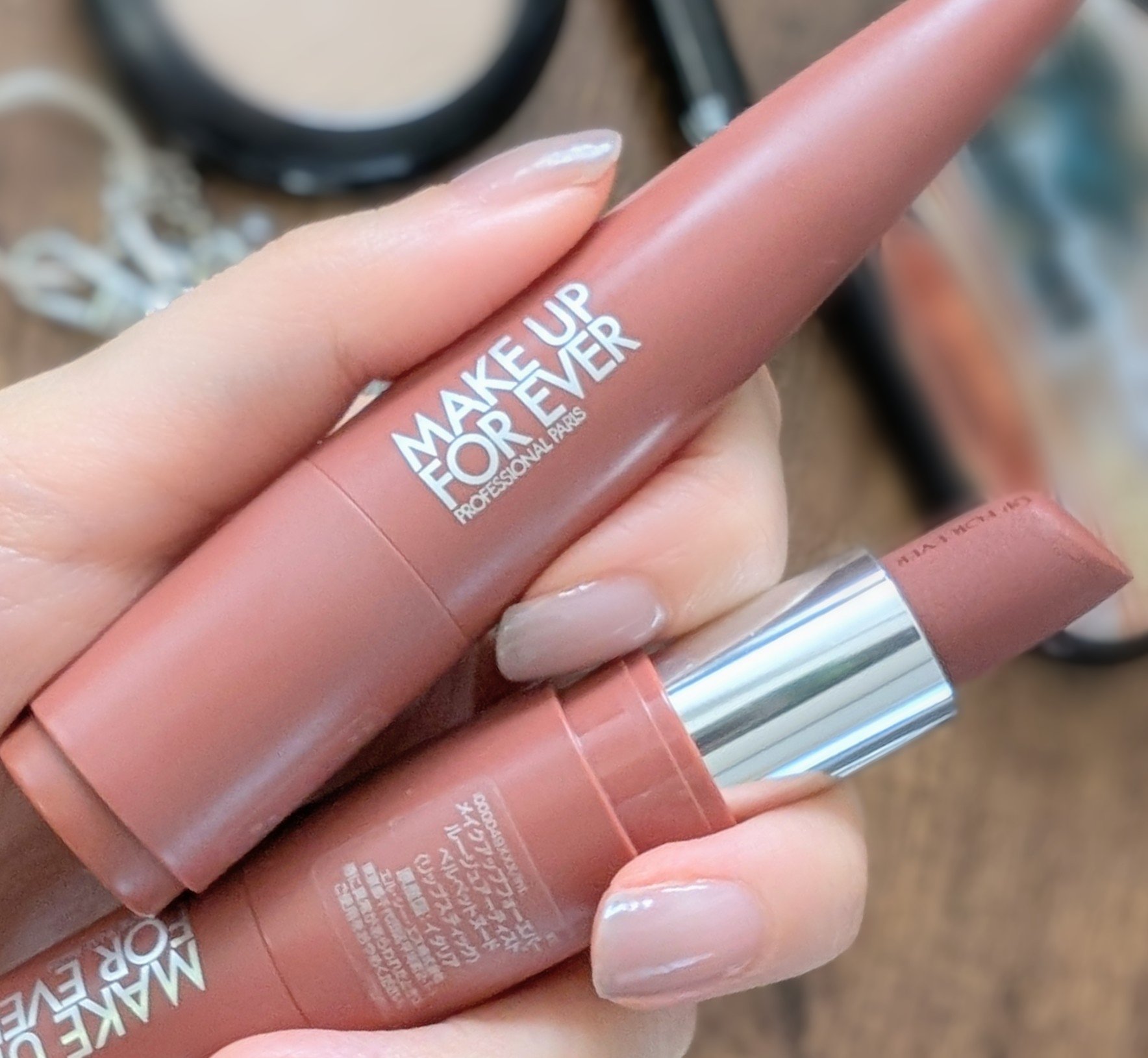 ルージュアーティスト ベルベットヌード/MAKE UP FOR EVER/口紅を使ったクチコミ（1枚目）