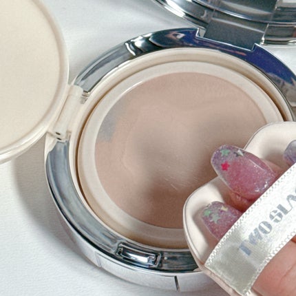 エンジェリックサテンクッション/TWO SLASH FOUR/クッションファンデーションを使ったクチコミ(3枚目)