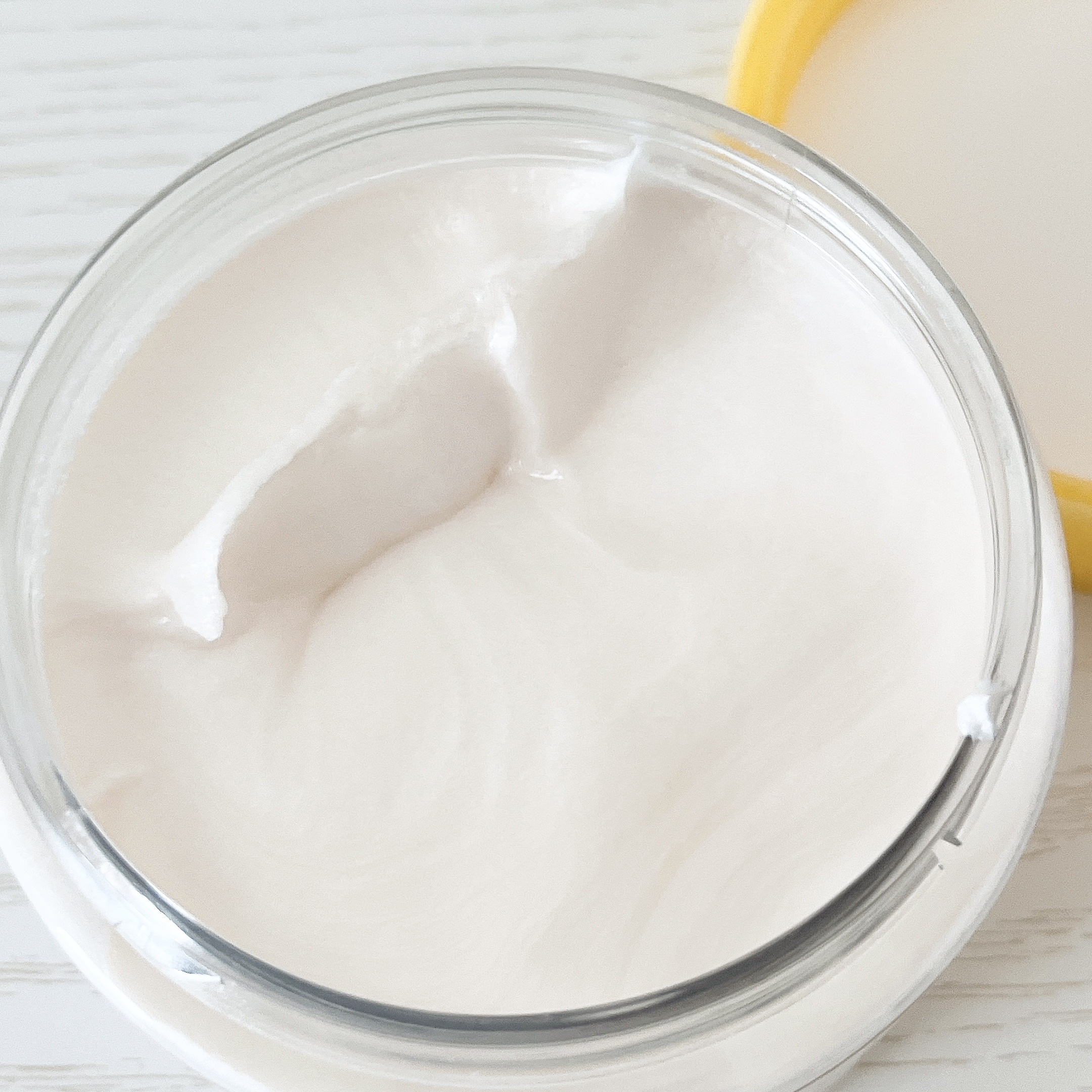 ダヴ　ふわとろ　クリーミースクラブ　堂島ロール/ダヴ/ボディスクラブを使ったクチコミ（3枚目）