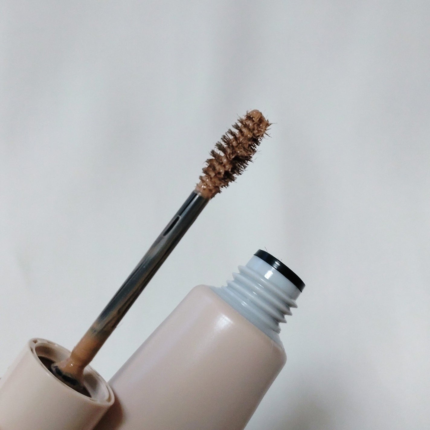 フラッフデザイン アイブロウカラー/Visée/眉マスカラを使ったクチコミ(2枚目)